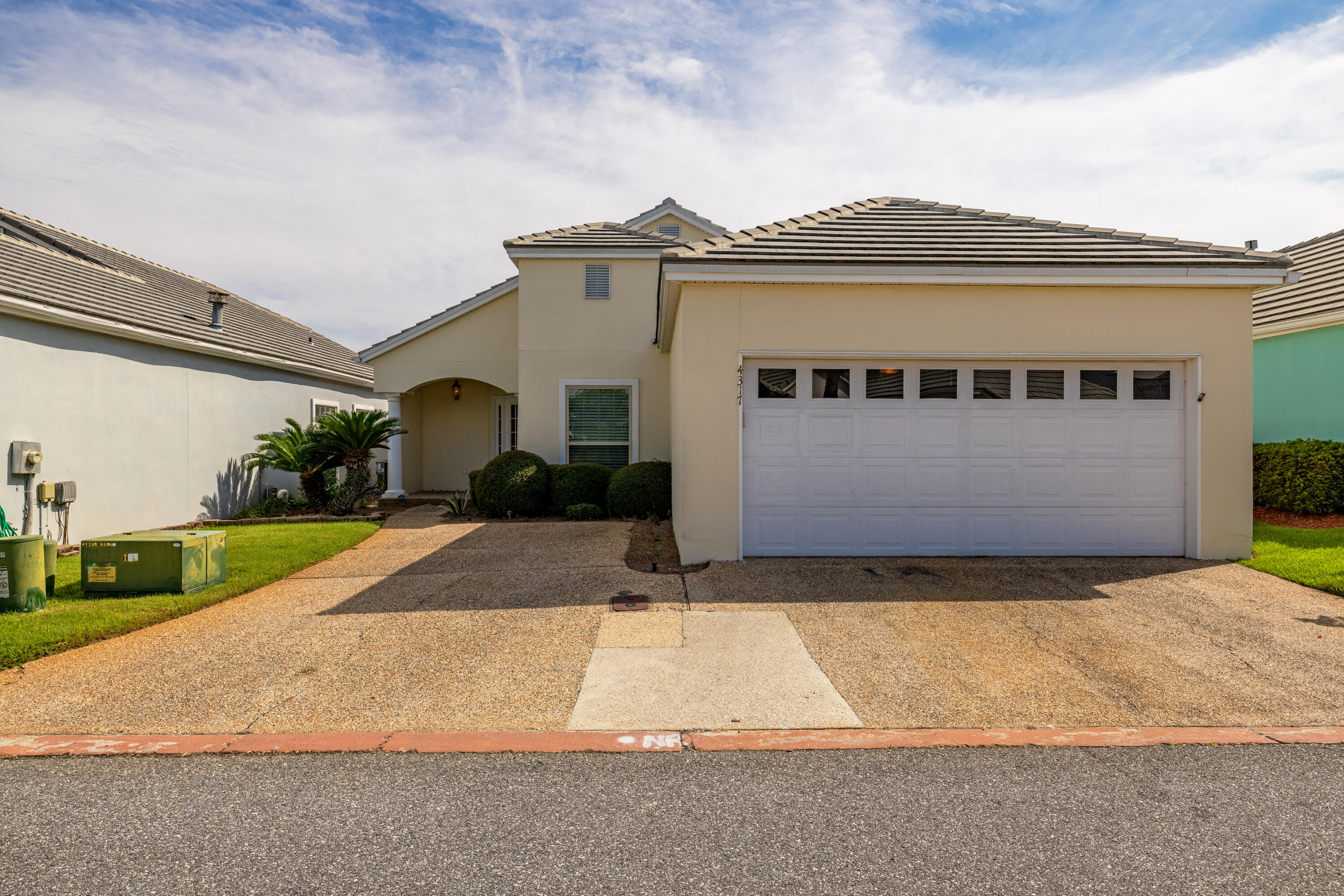 Legend Place Condos Phase 1 - Residential