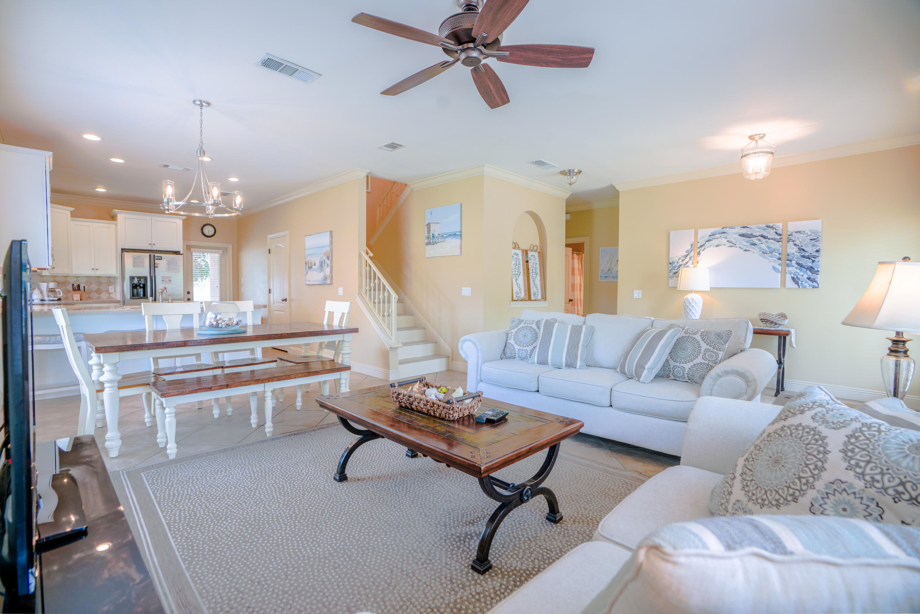 EMERALD WATERS VILLAGE - Residential