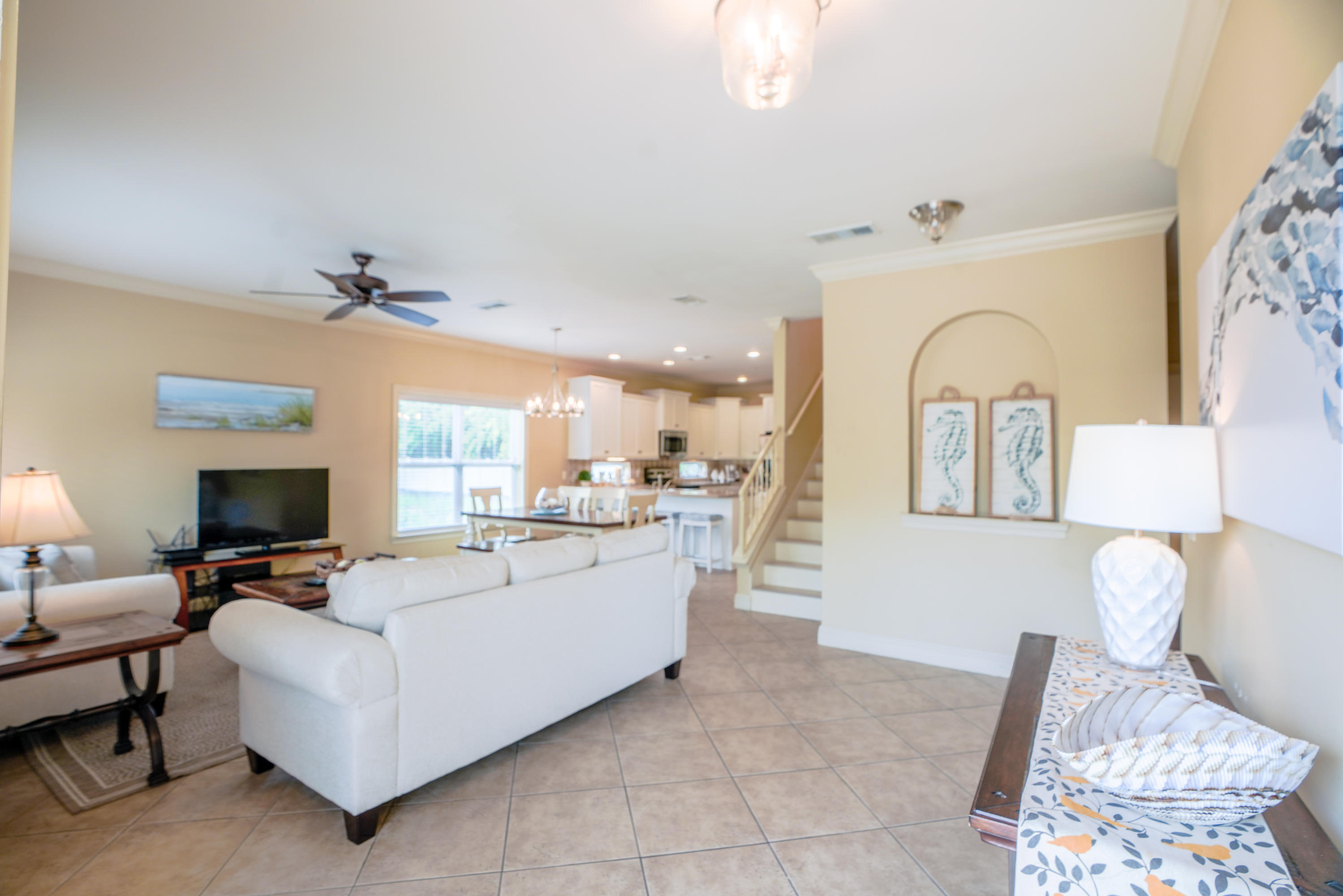 EMERALD WATERS VILLAGE - Residential