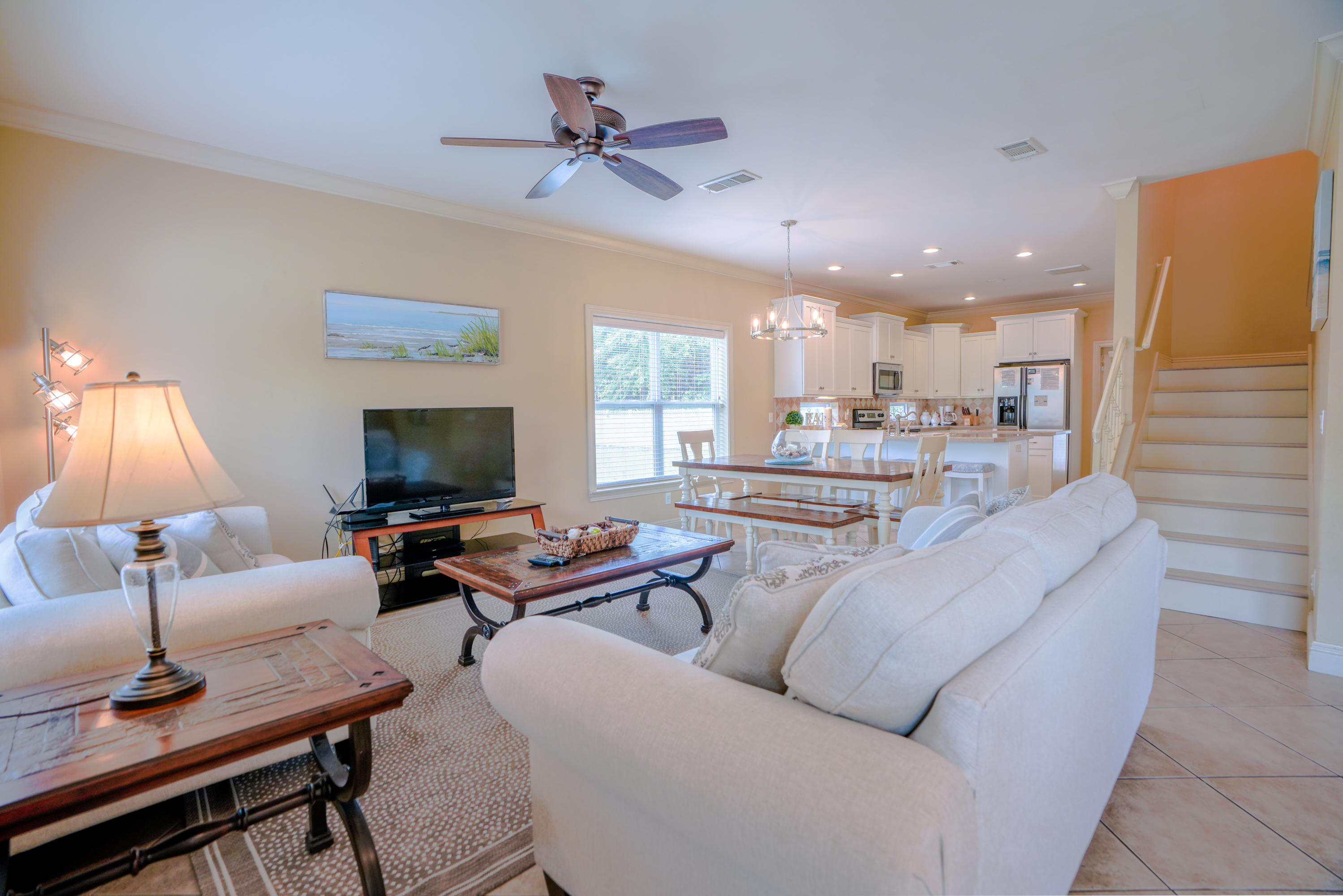 EMERALD WATERS VILLAGE - Residential