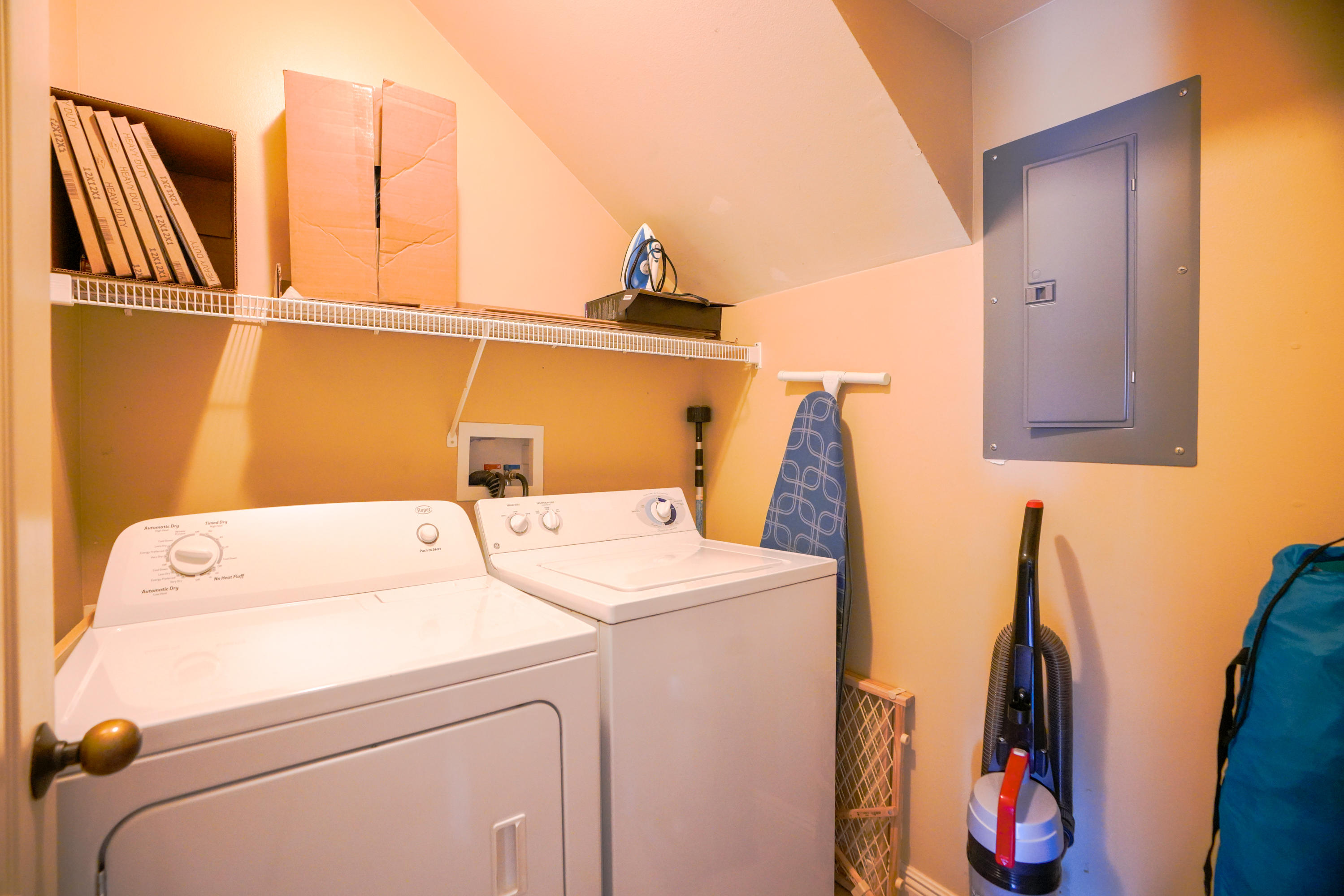 EMERALD WATERS VILLAGE - Residential