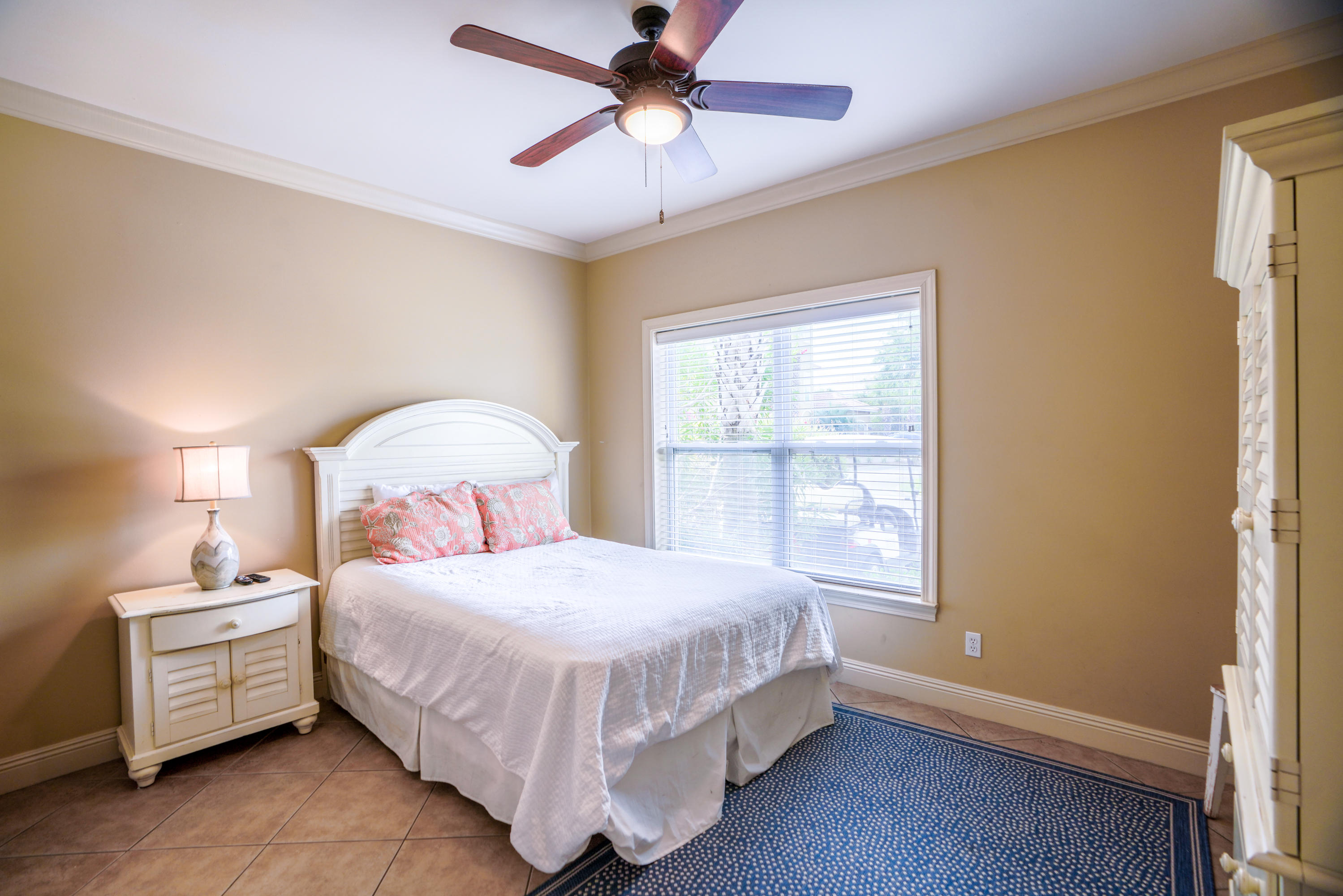 EMERALD WATERS VILLAGE - Residential