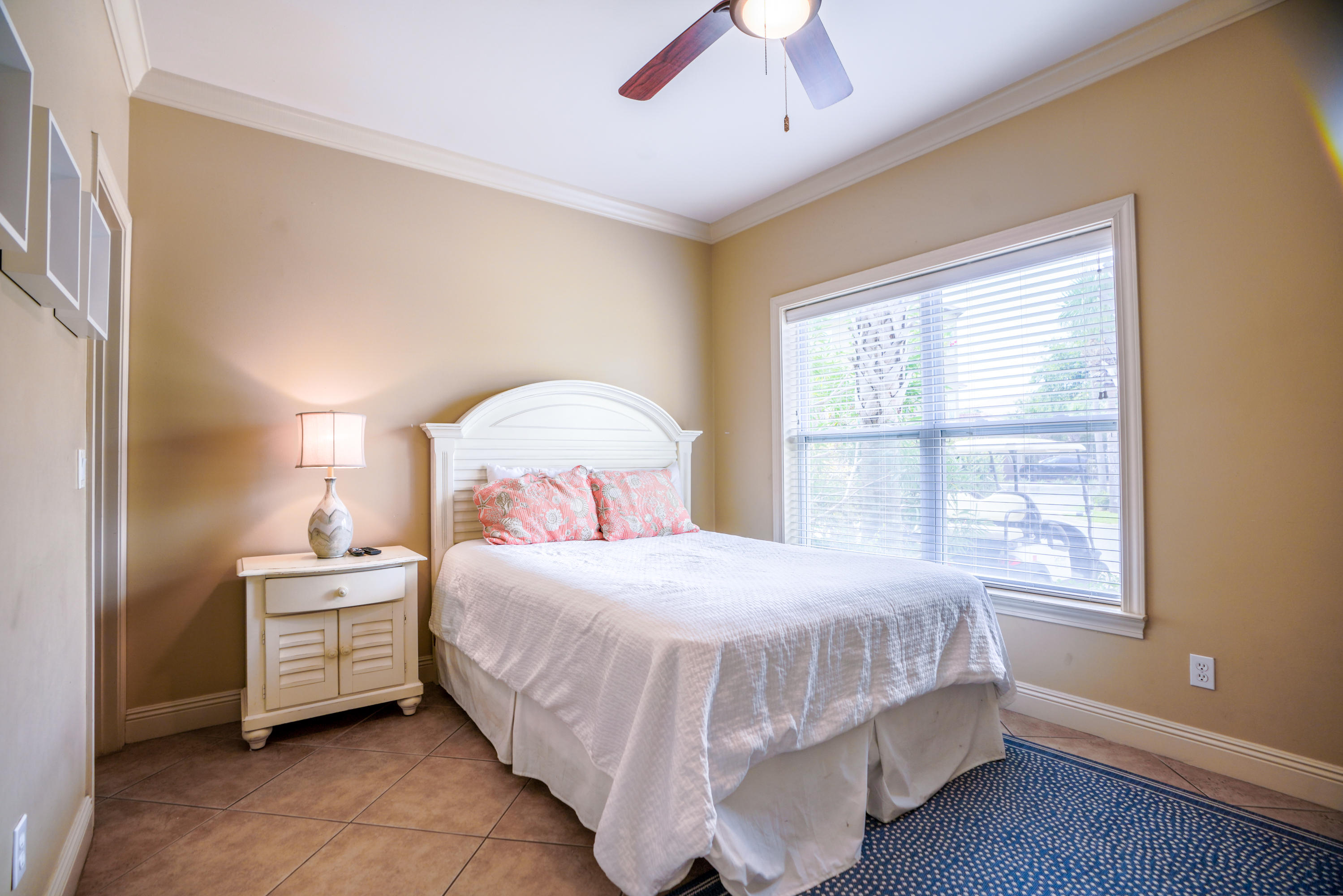 EMERALD WATERS VILLAGE - Residential