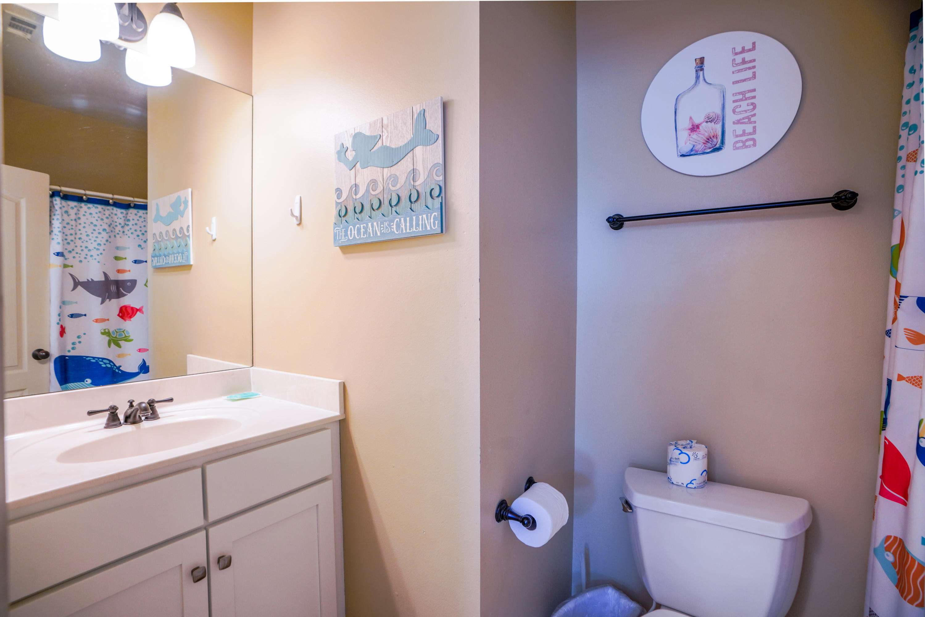 EMERALD WATERS VILLAGE - Residential