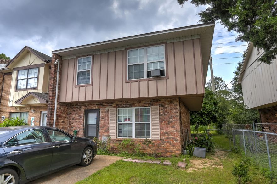 Amazing Investment Property!! This 4 Bed 2.5 Bath End Unit Townhome Is Currently Producing Monthly On Time Rental Income From Great Tenants That Keep Their Home Clean!! Subject To Lease Until 3/5/2023. Do Not Disturb Tenants!! Priced To Sell!! Call Quickly Before This One Is Gone!!