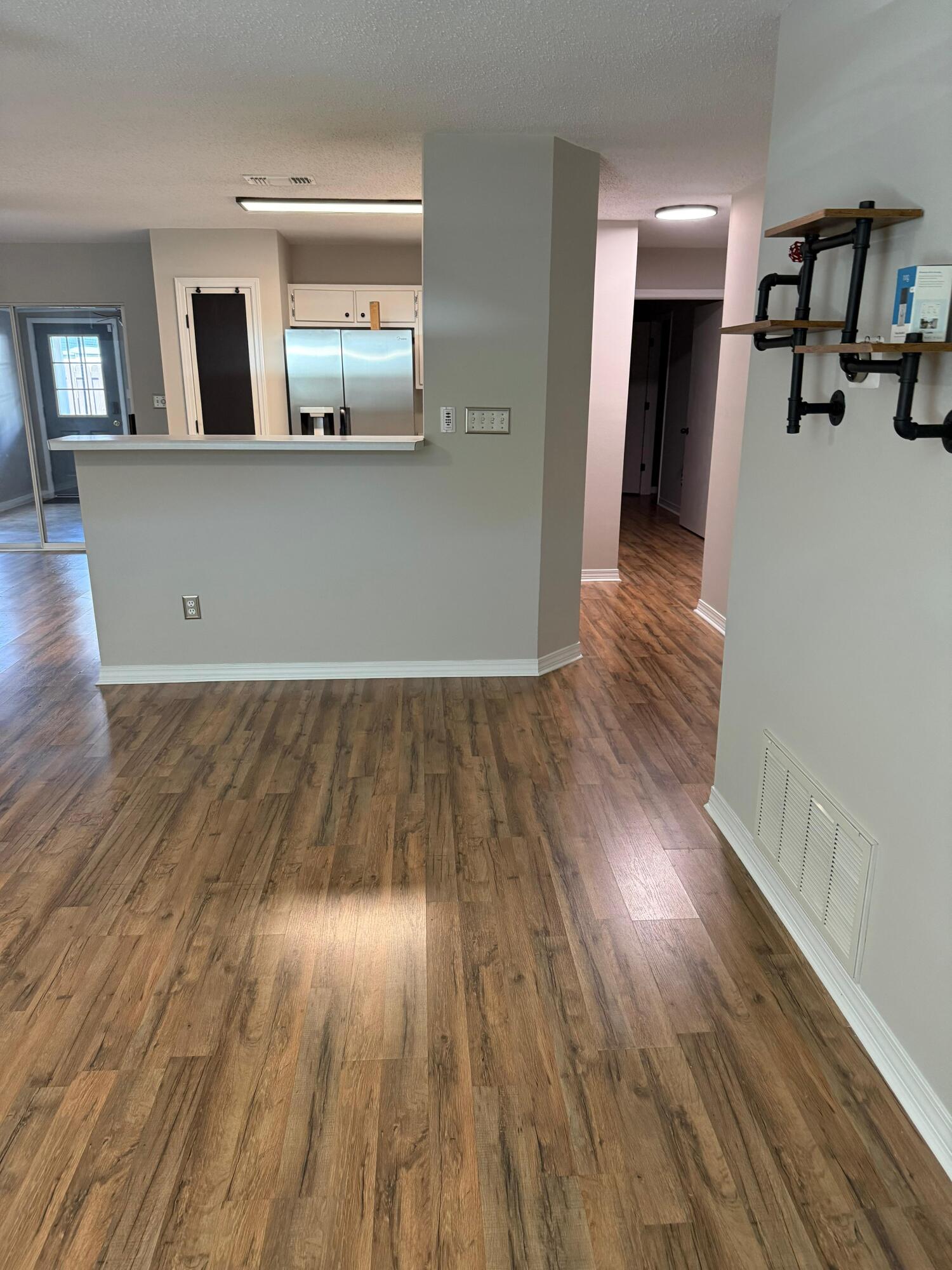 EMERALD ESTATES LOT 47 - Residential Lease