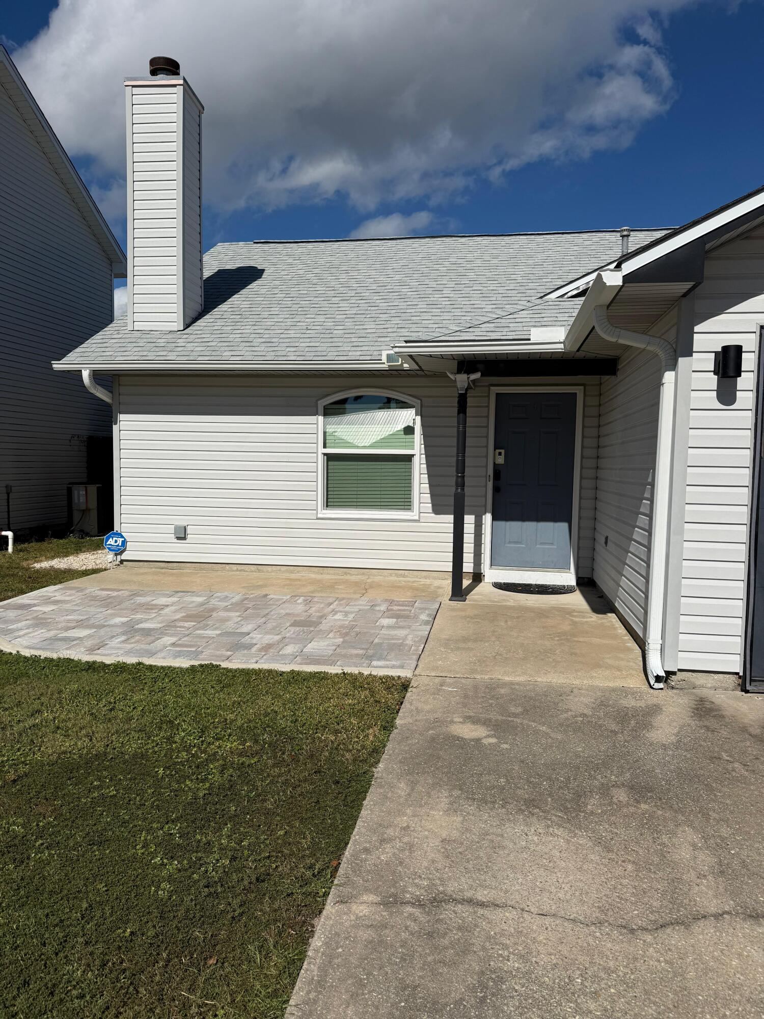 EMERALD ESTATES LOT 47 - Residential Lease