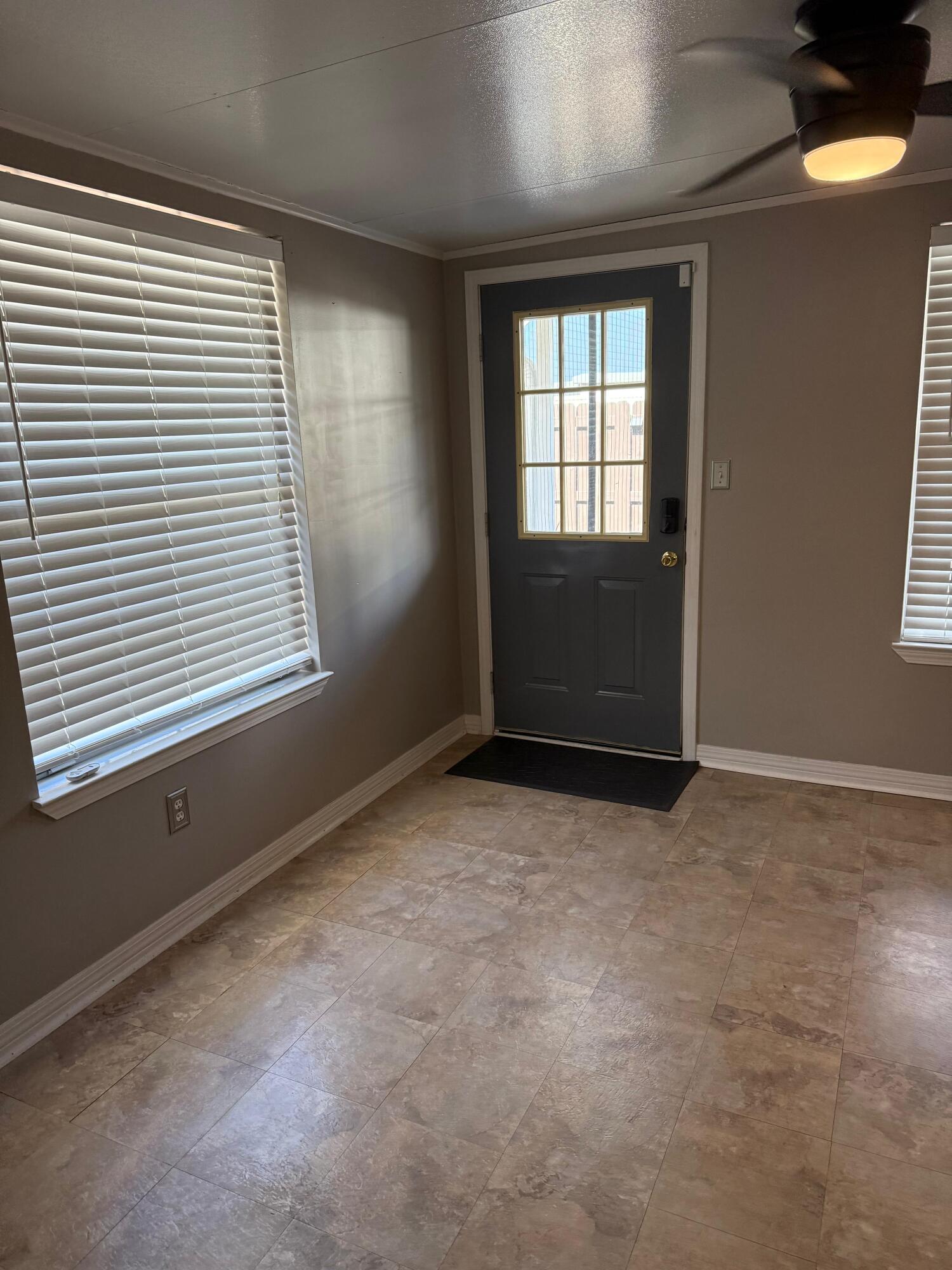 EMERALD ESTATES LOT 47 - Residential Lease