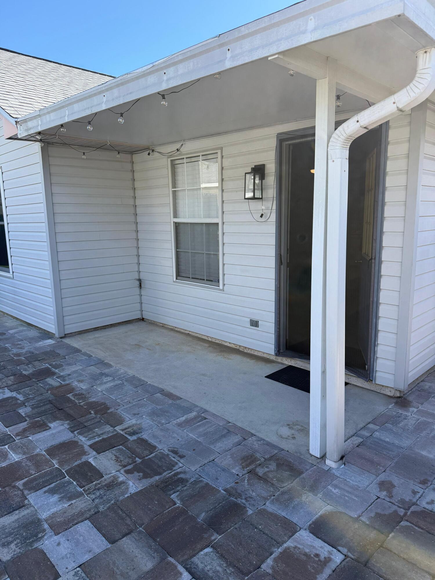 EMERALD ESTATES LOT 47 - Residential Lease