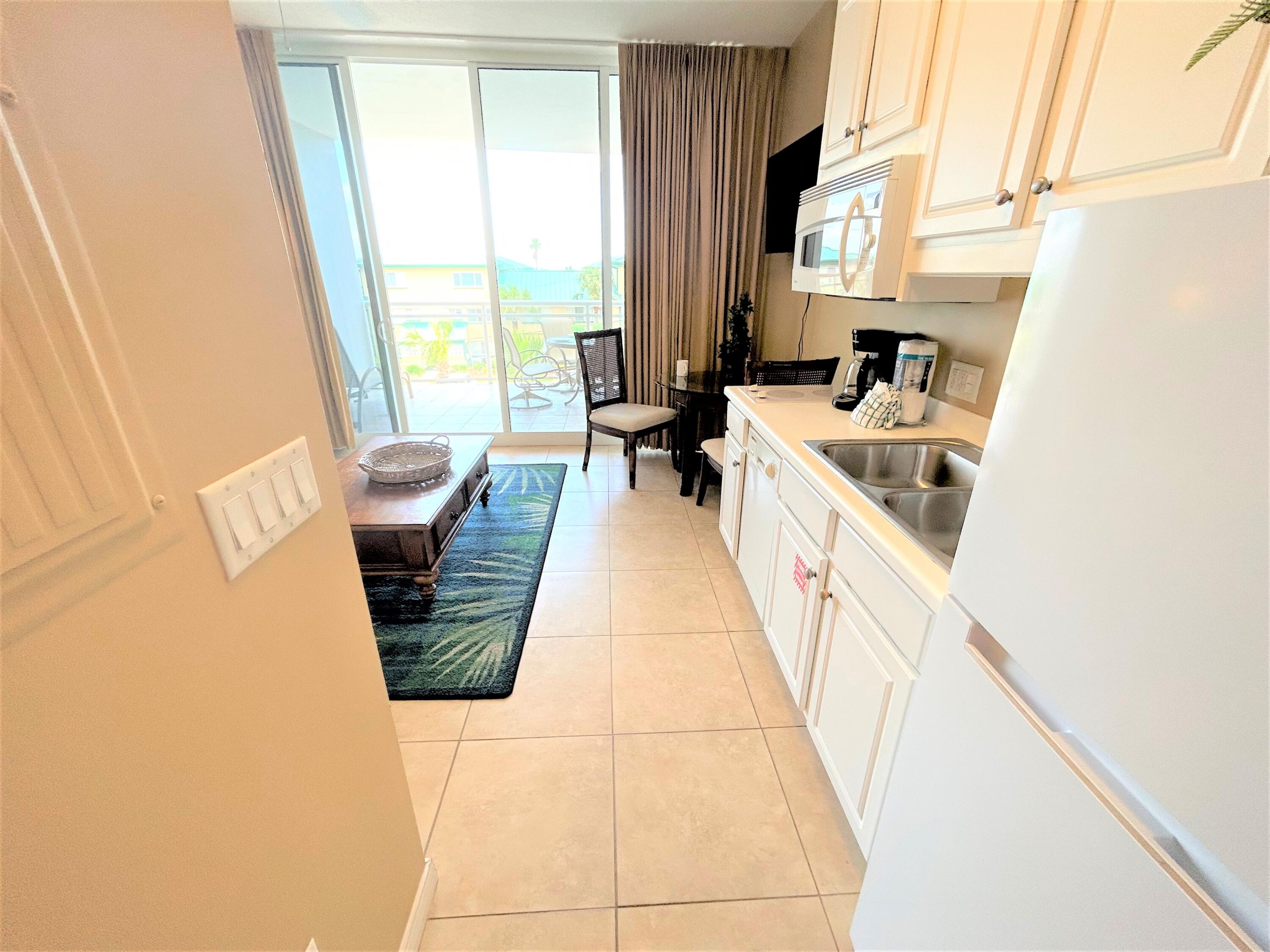 DESTIN WEST GULFSIDE VILLAS - Residential