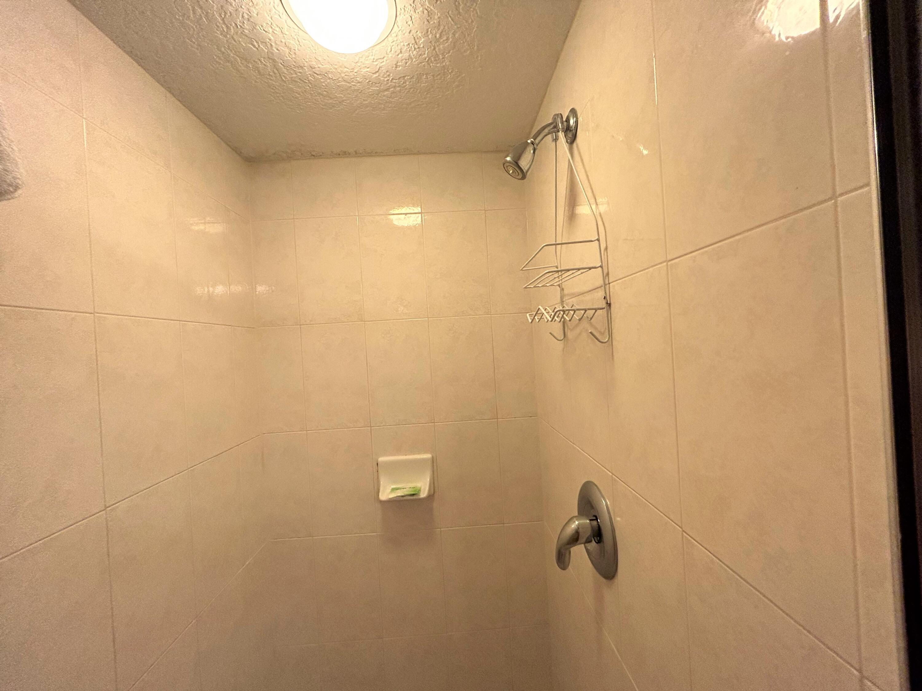 DESTIN WEST GULFSIDE VILLAS - Residential