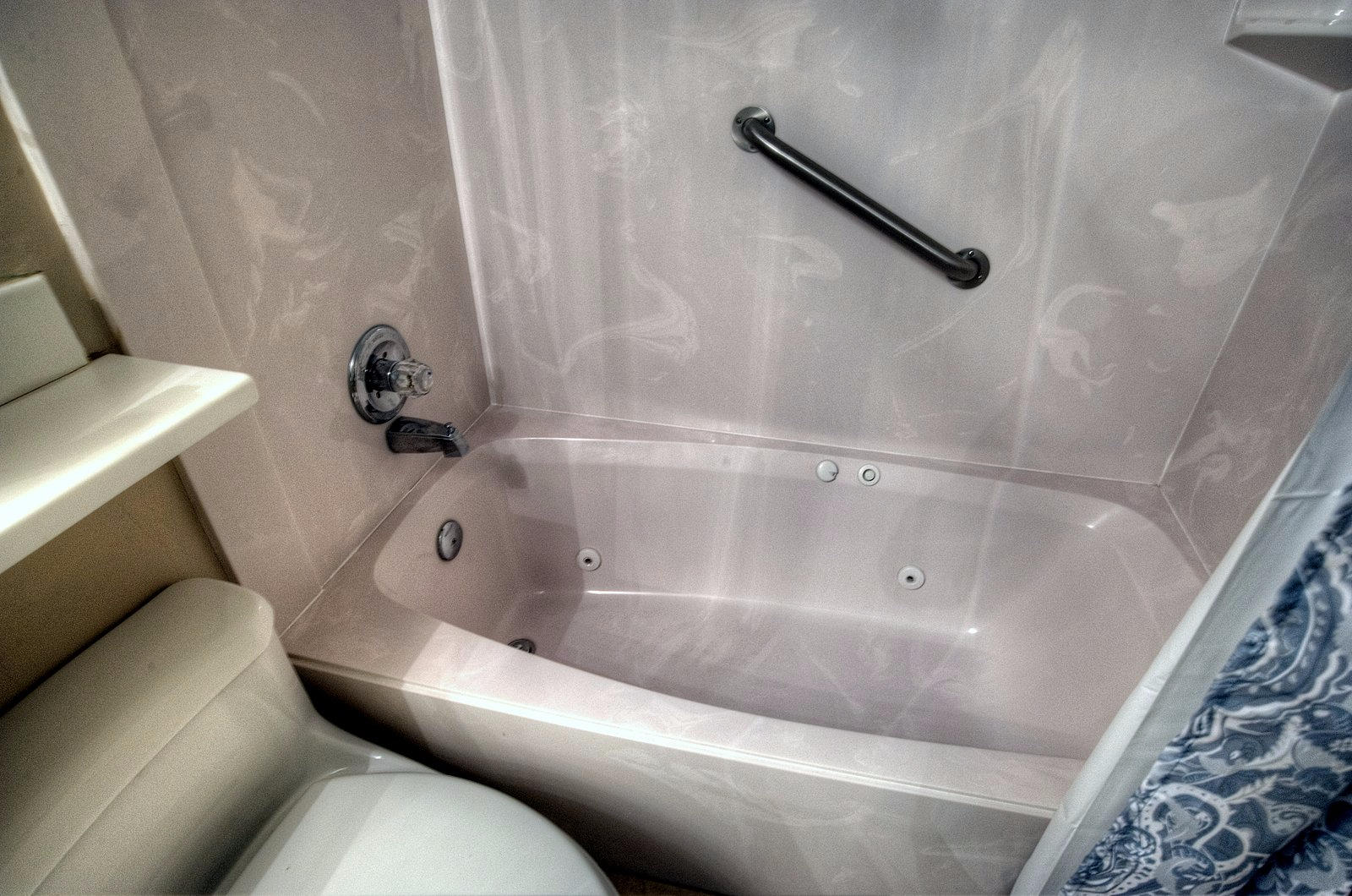 BEACHSIDE ONE - Residential