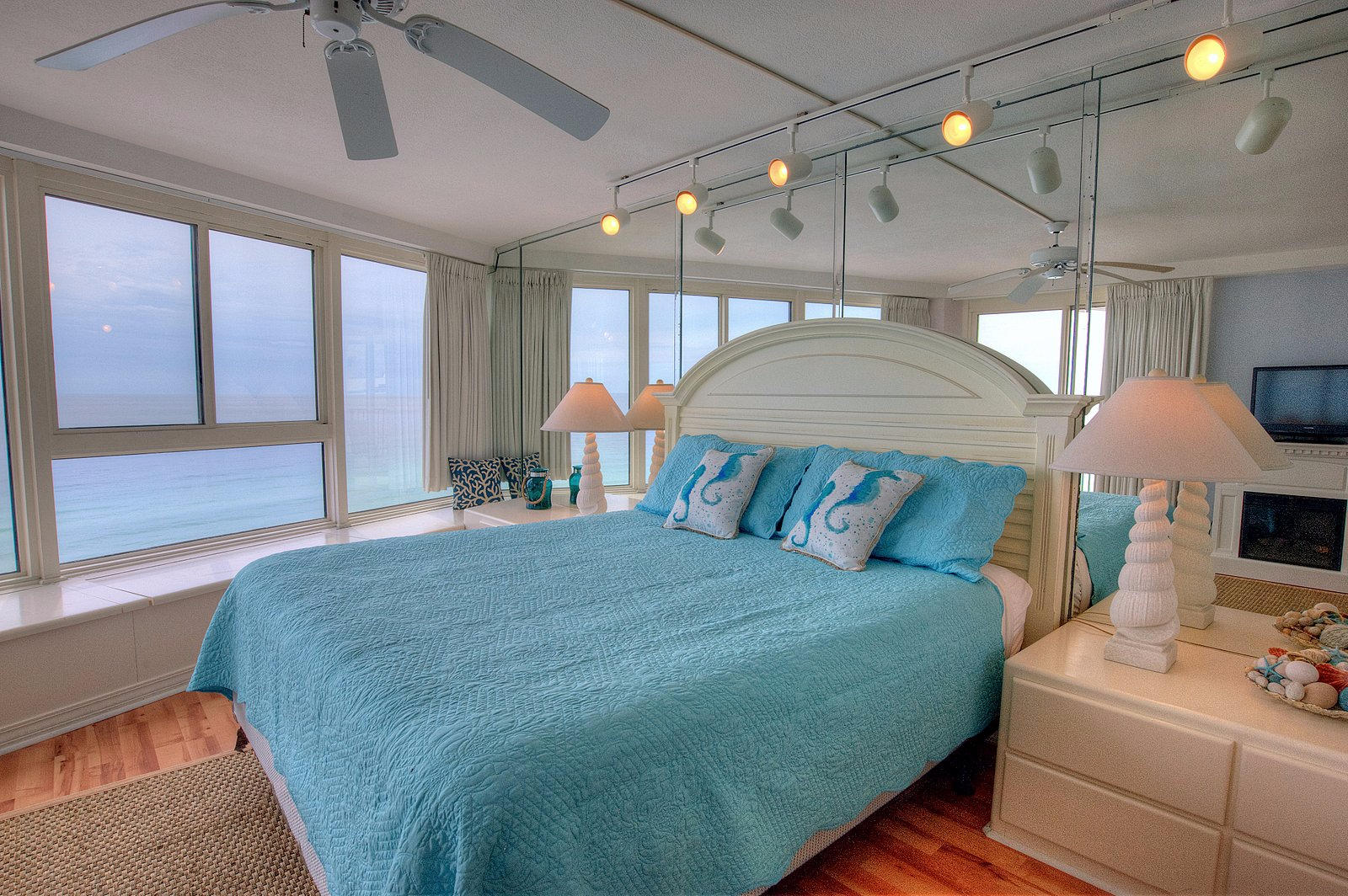 BEACHSIDE ONE - Residential