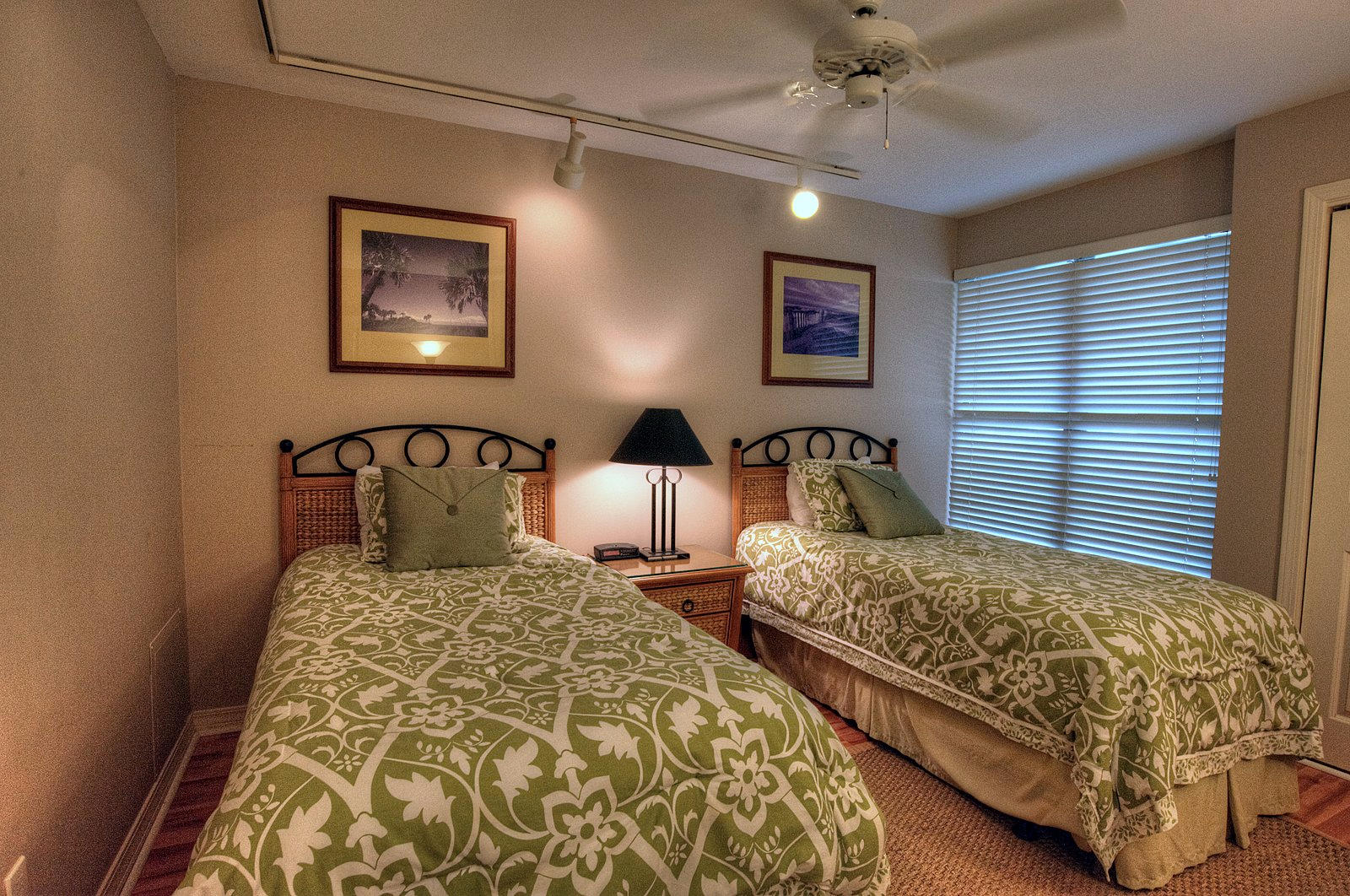 BEACHSIDE ONE - Residential