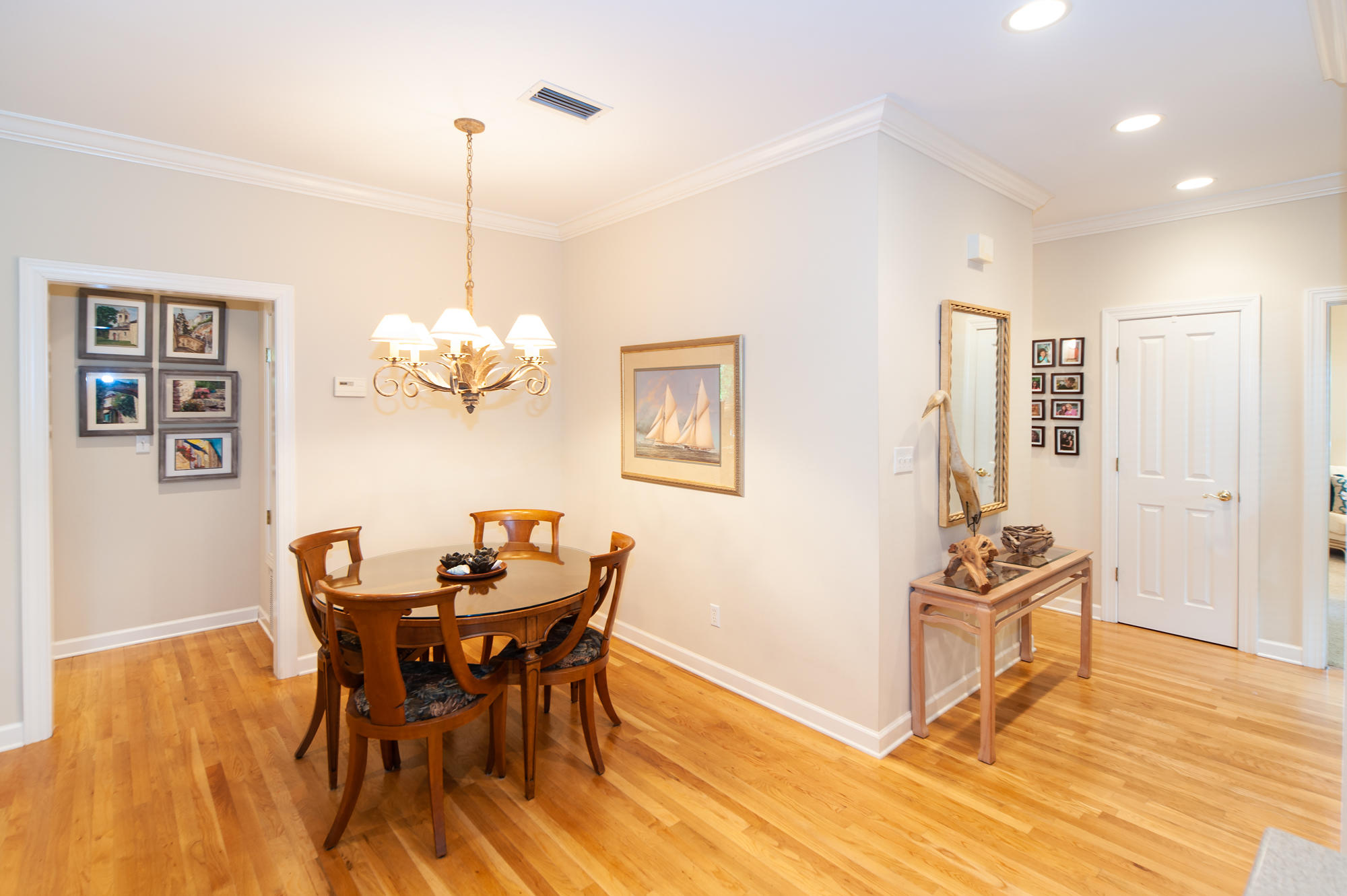 PRESTWICK PLACE - Residential