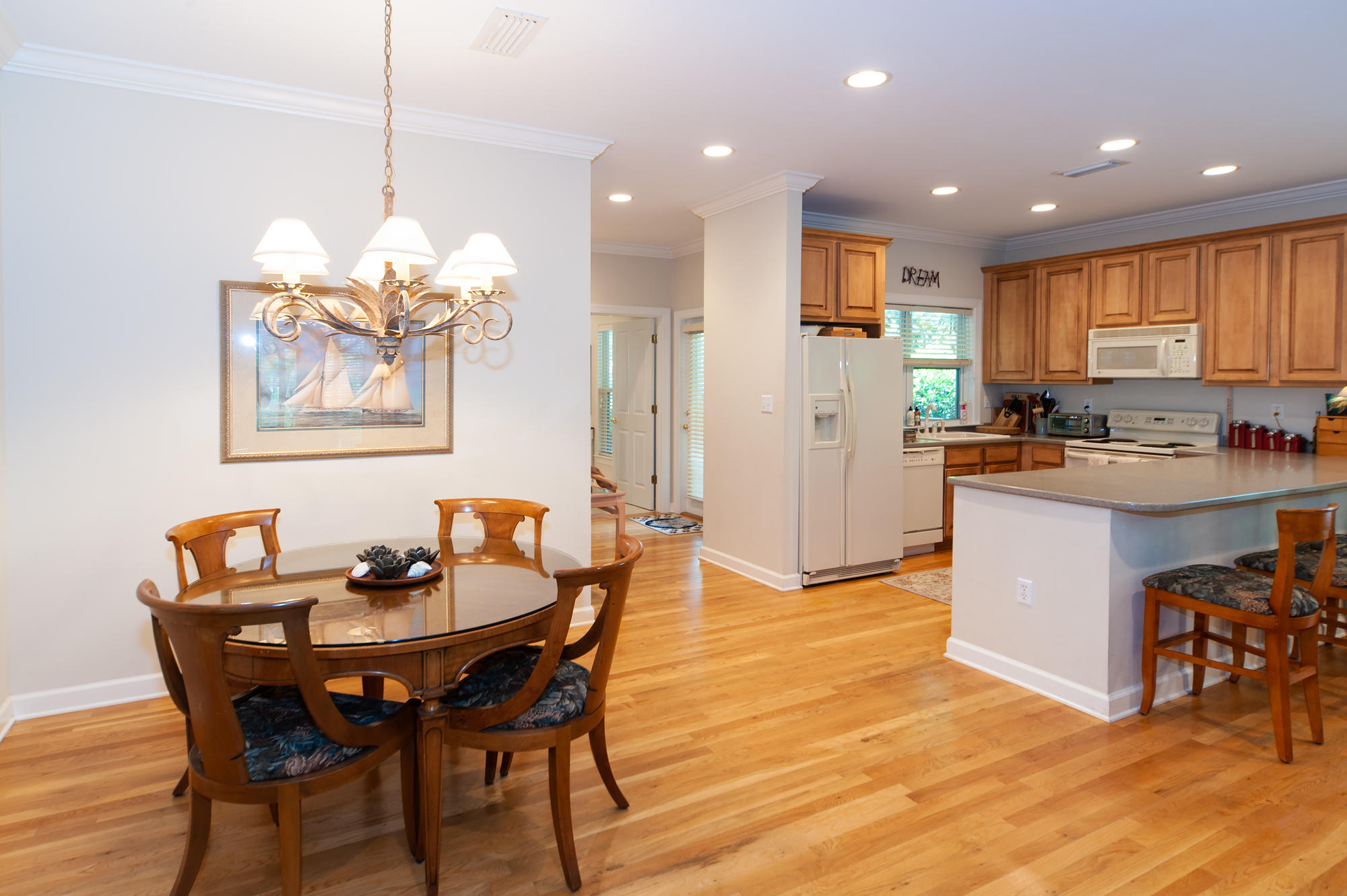 PRESTWICK PLACE - Residential