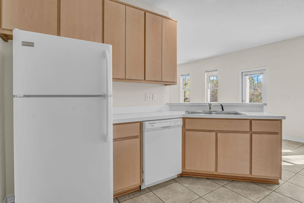 BAYOU PINES UNREC 1ST ADDN - Residential