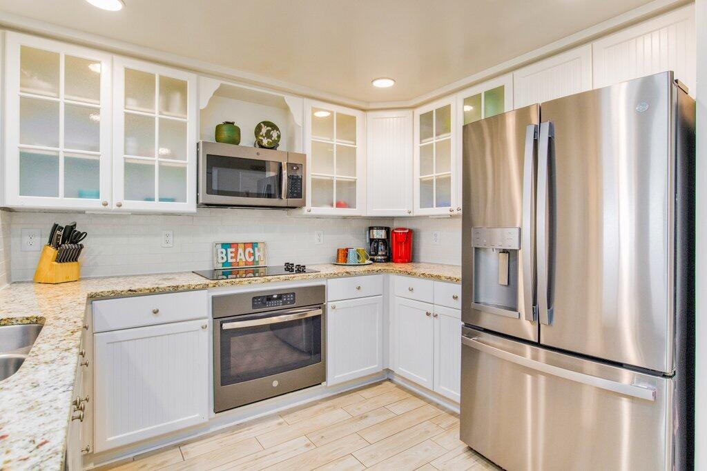 EMERALD ISLE - Residential