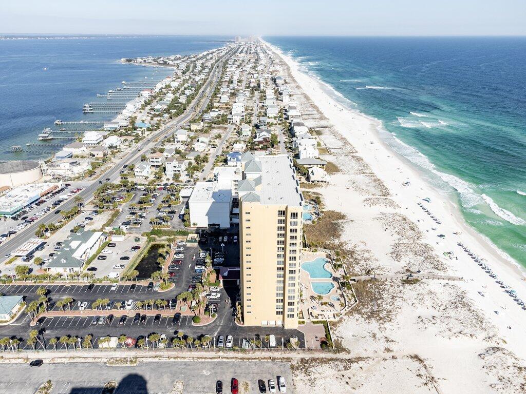 EMERALD ISLE - Residential