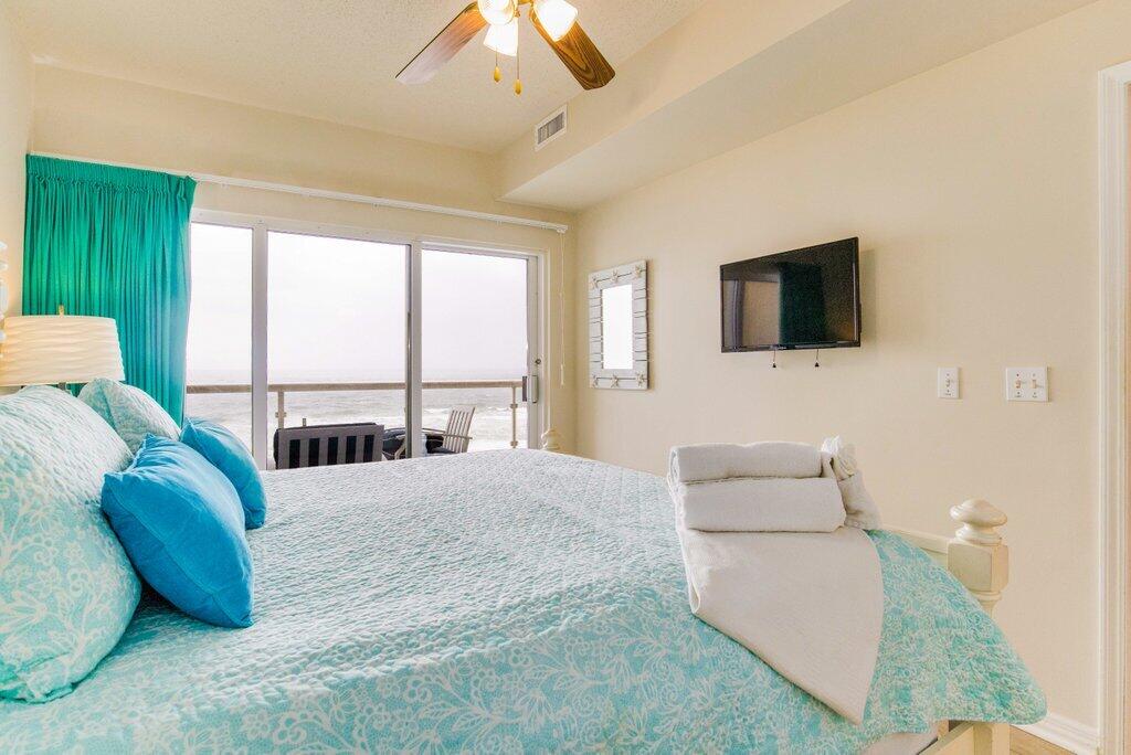 EMERALD ISLE - Residential