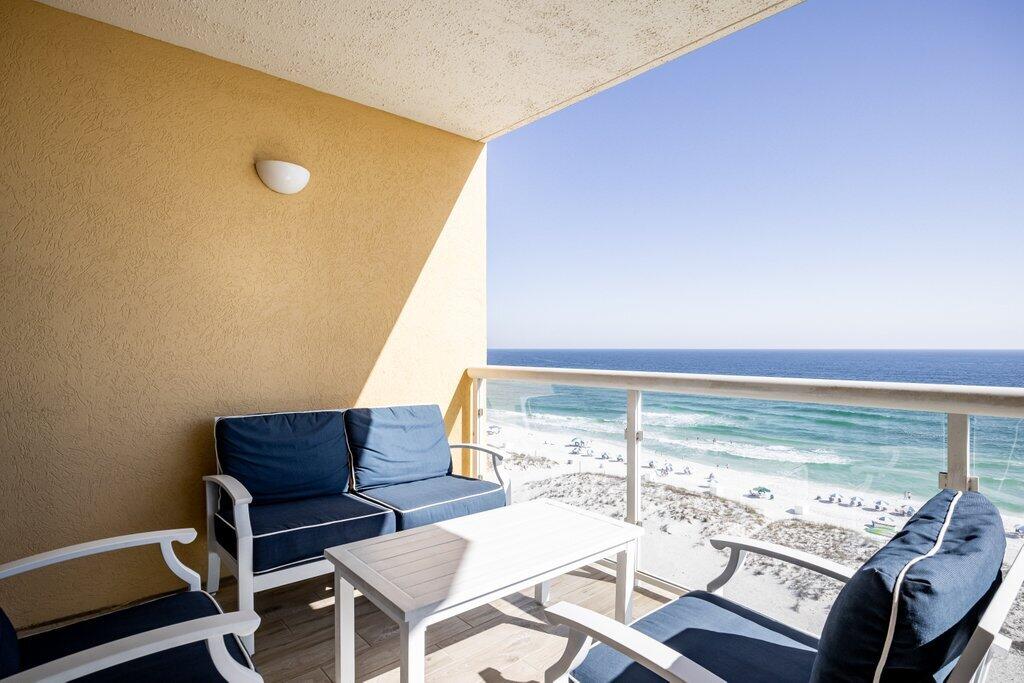 EMERALD ISLE - Residential