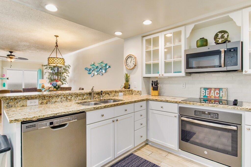 EMERALD ISLE - Residential