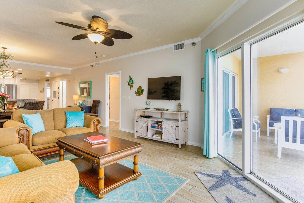 EMERALD ISLE - Residential