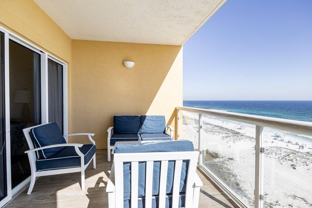 EMERALD ISLE - Residential