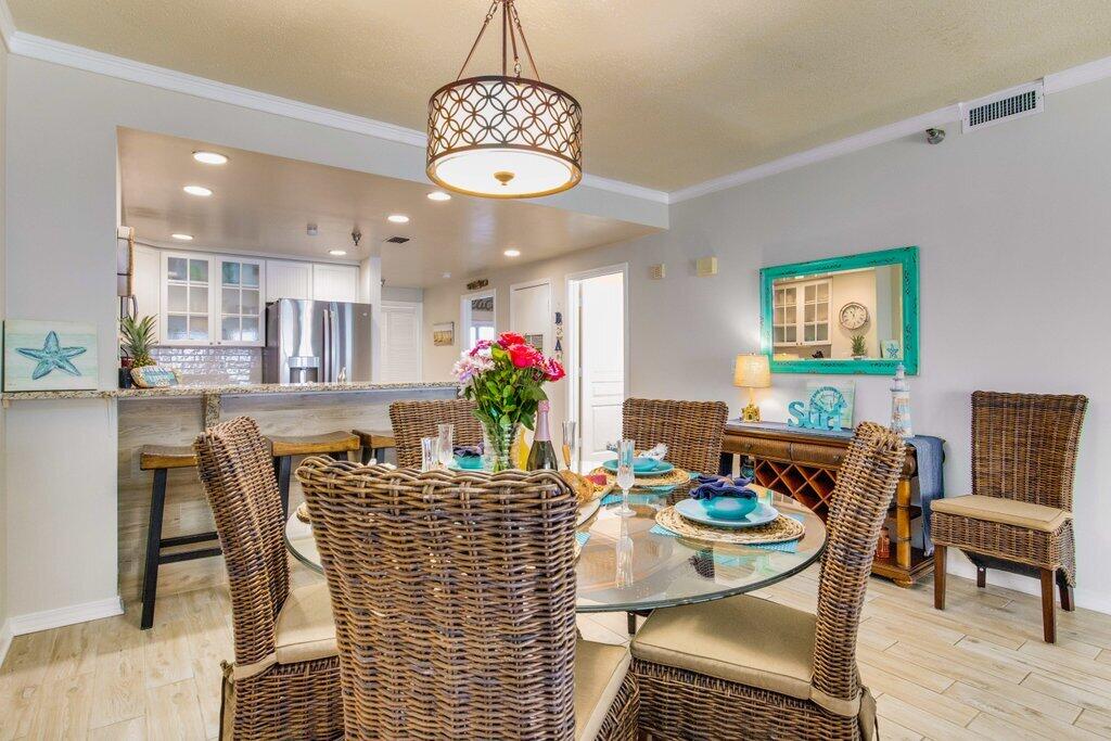 EMERALD ISLE - Residential