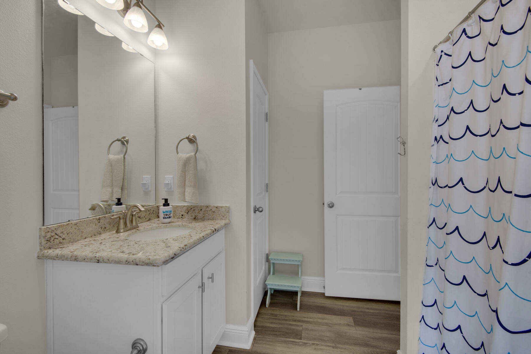 HAMMOCK BAY - Residential