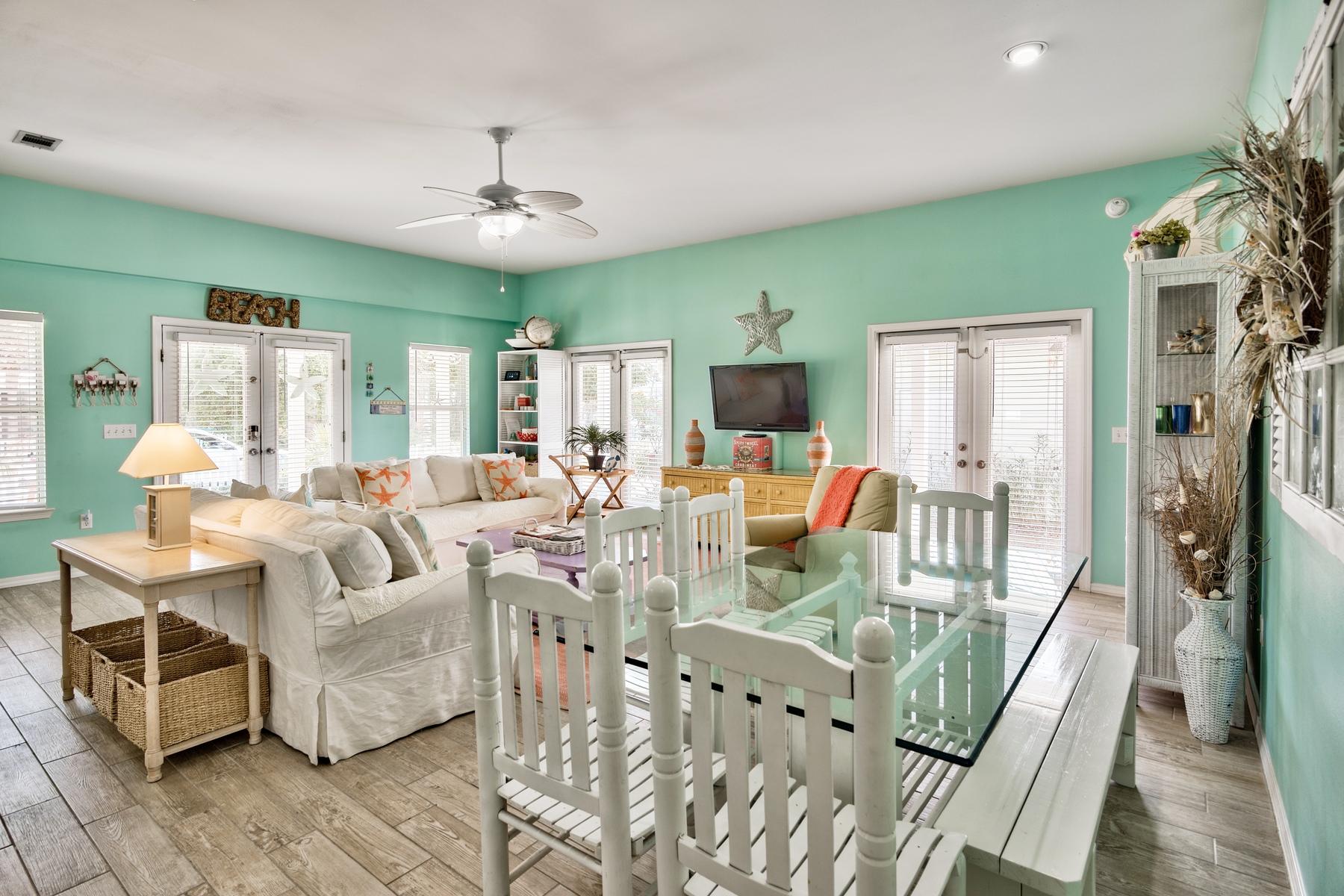 CRYSTAL BEACH COTTAGES - Residential