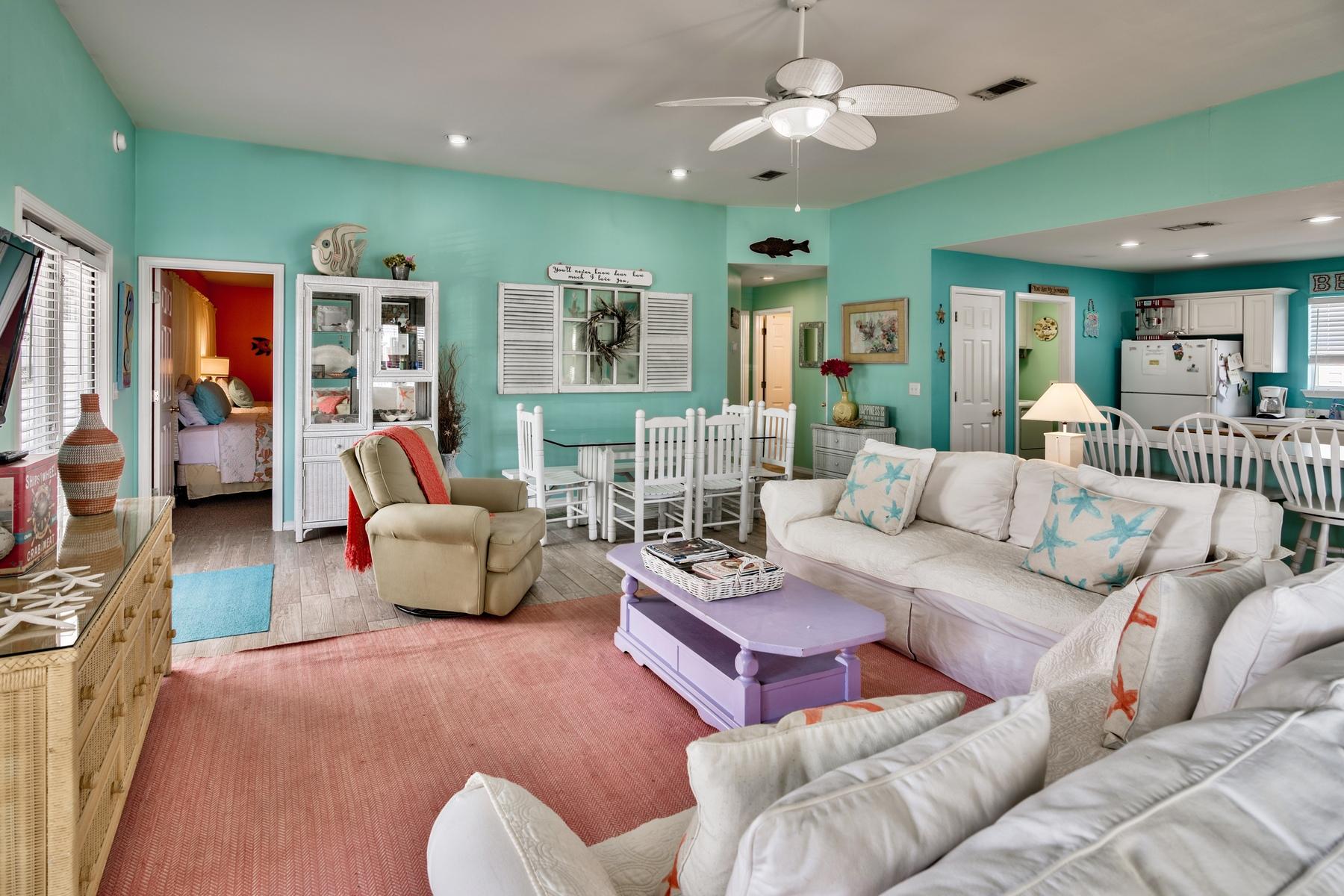 CRYSTAL BEACH COTTAGES - Residential