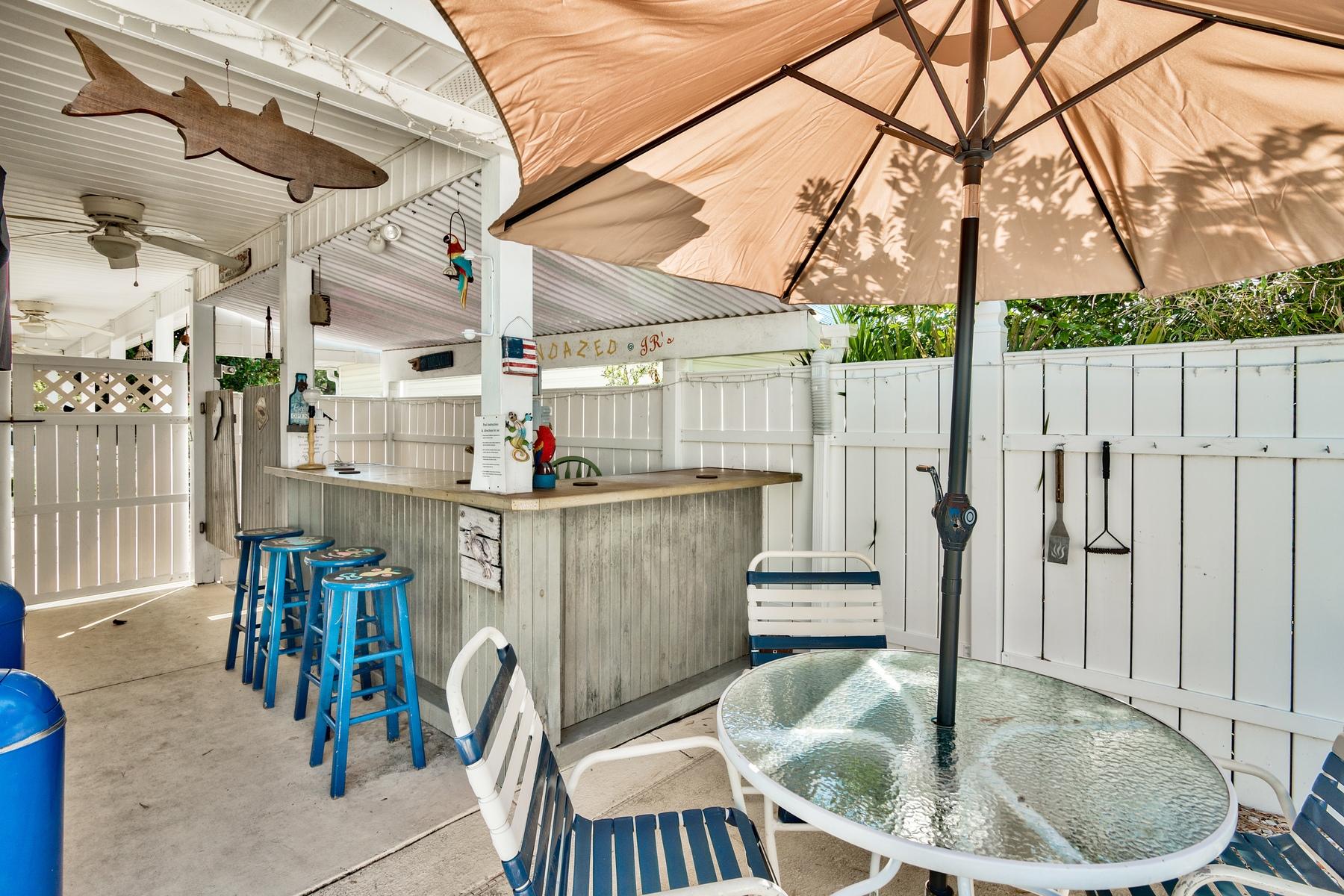 CRYSTAL BEACH COTTAGES - Residential