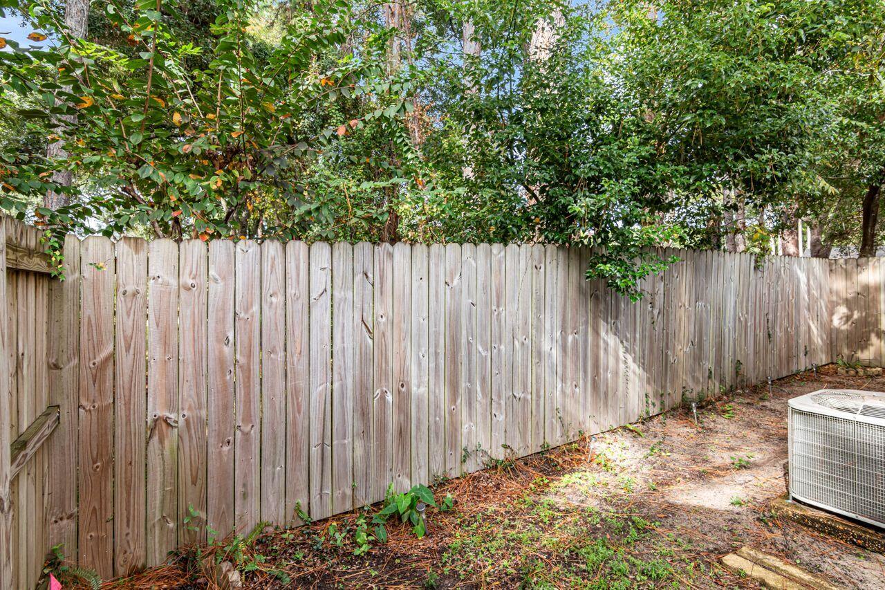 EMERALD GARDENS - Residential Lease