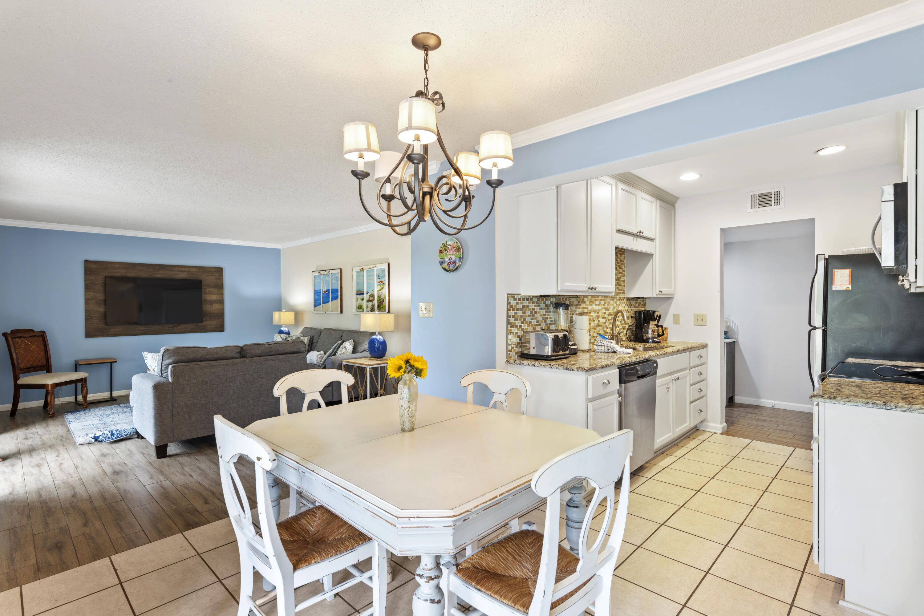 SEASCAPE CONDO GARDEN VILLA - Residential