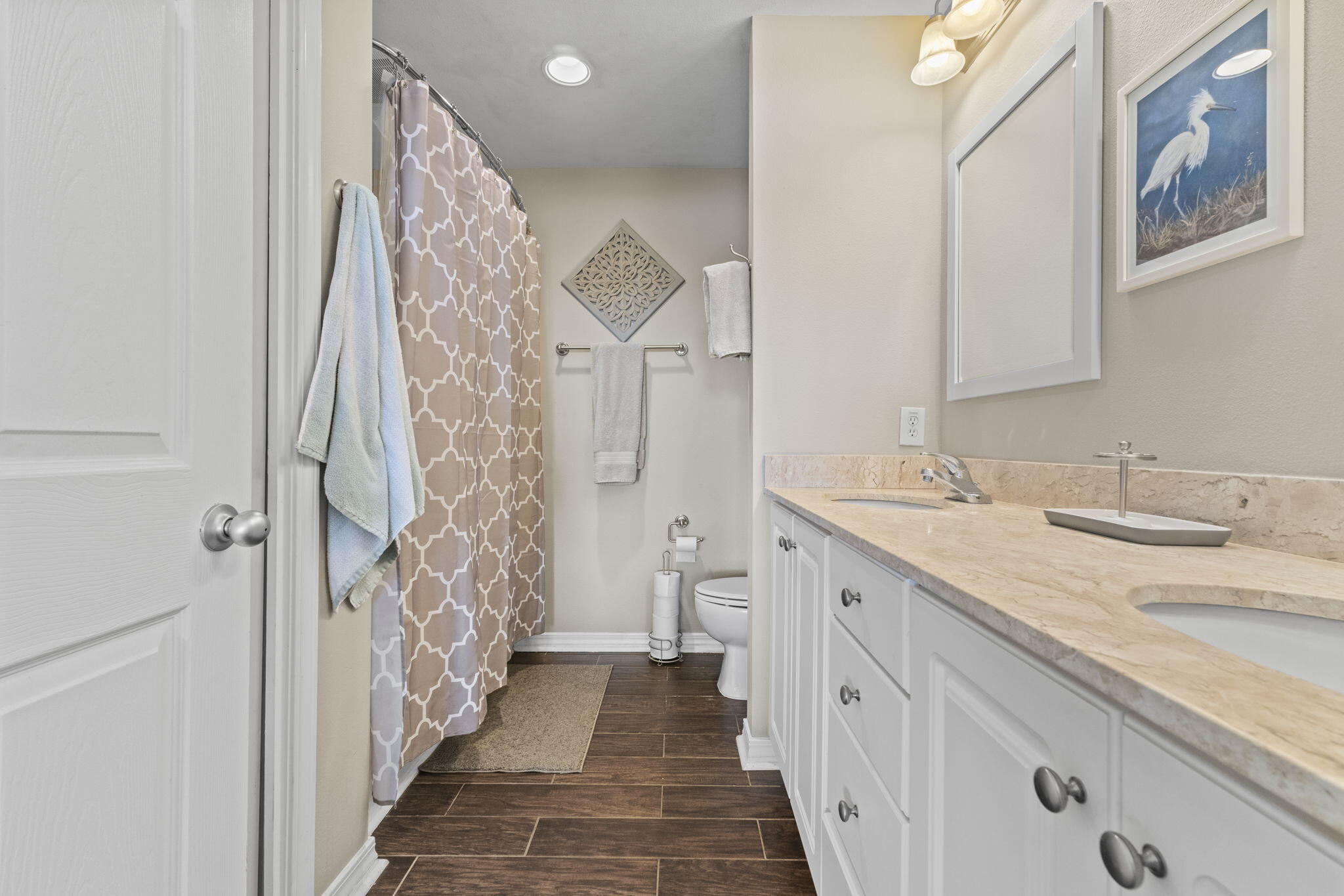 INNERARITY POINT TOWNHOMES - Residential