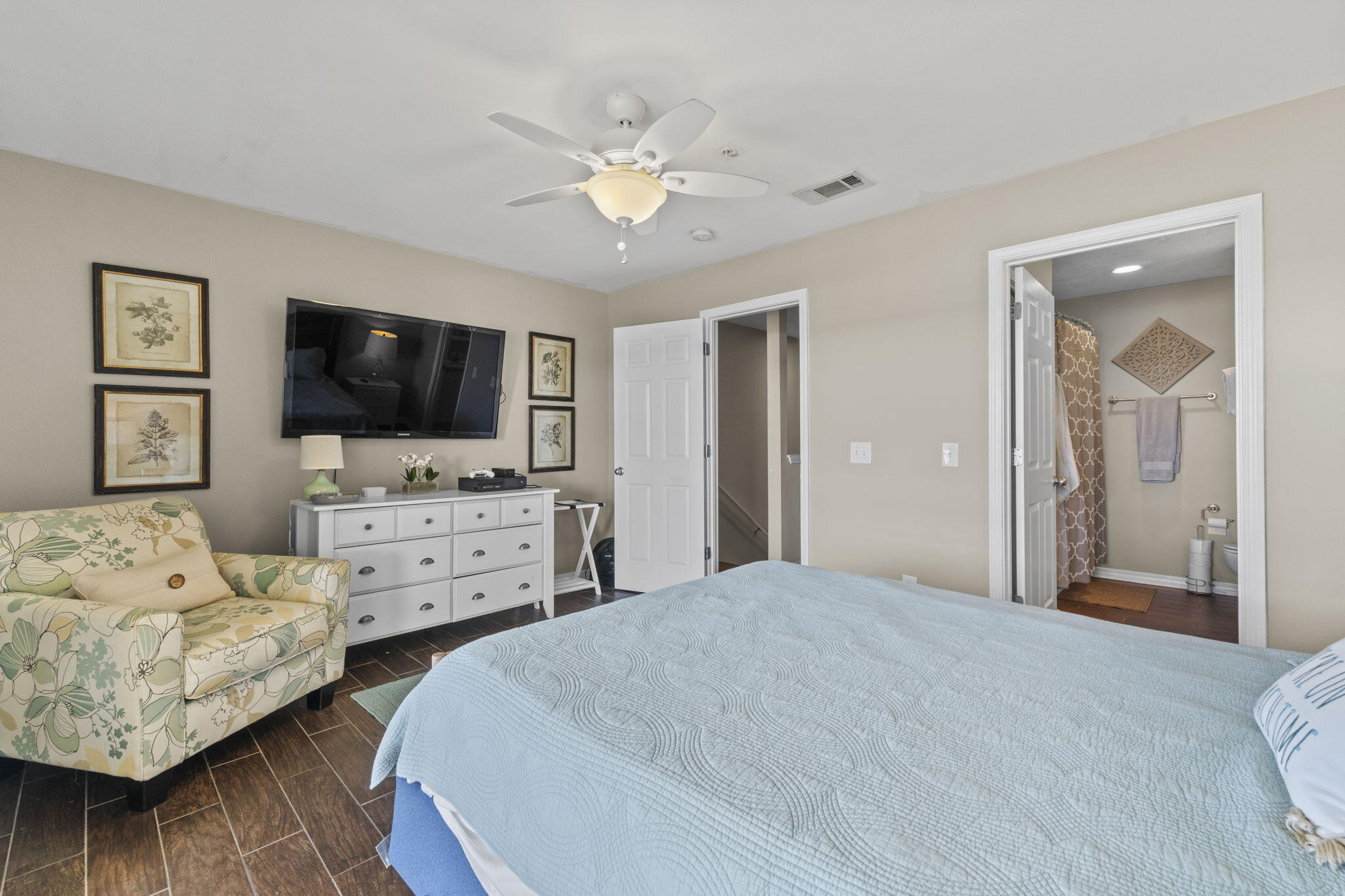 INNERARITY POINT TOWNHOMES - Residential