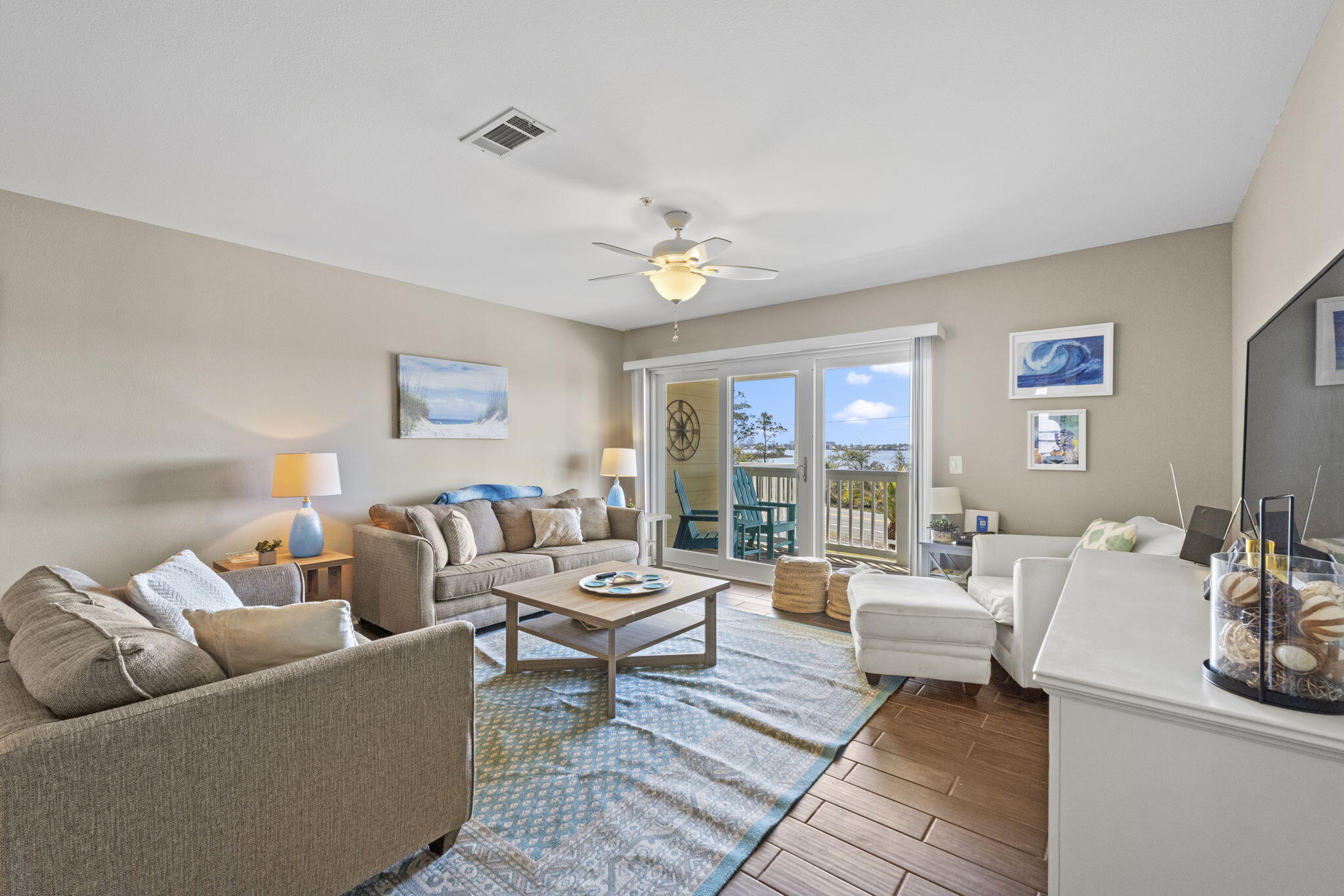 INNERARITY POINT TOWNHOMES - Residential