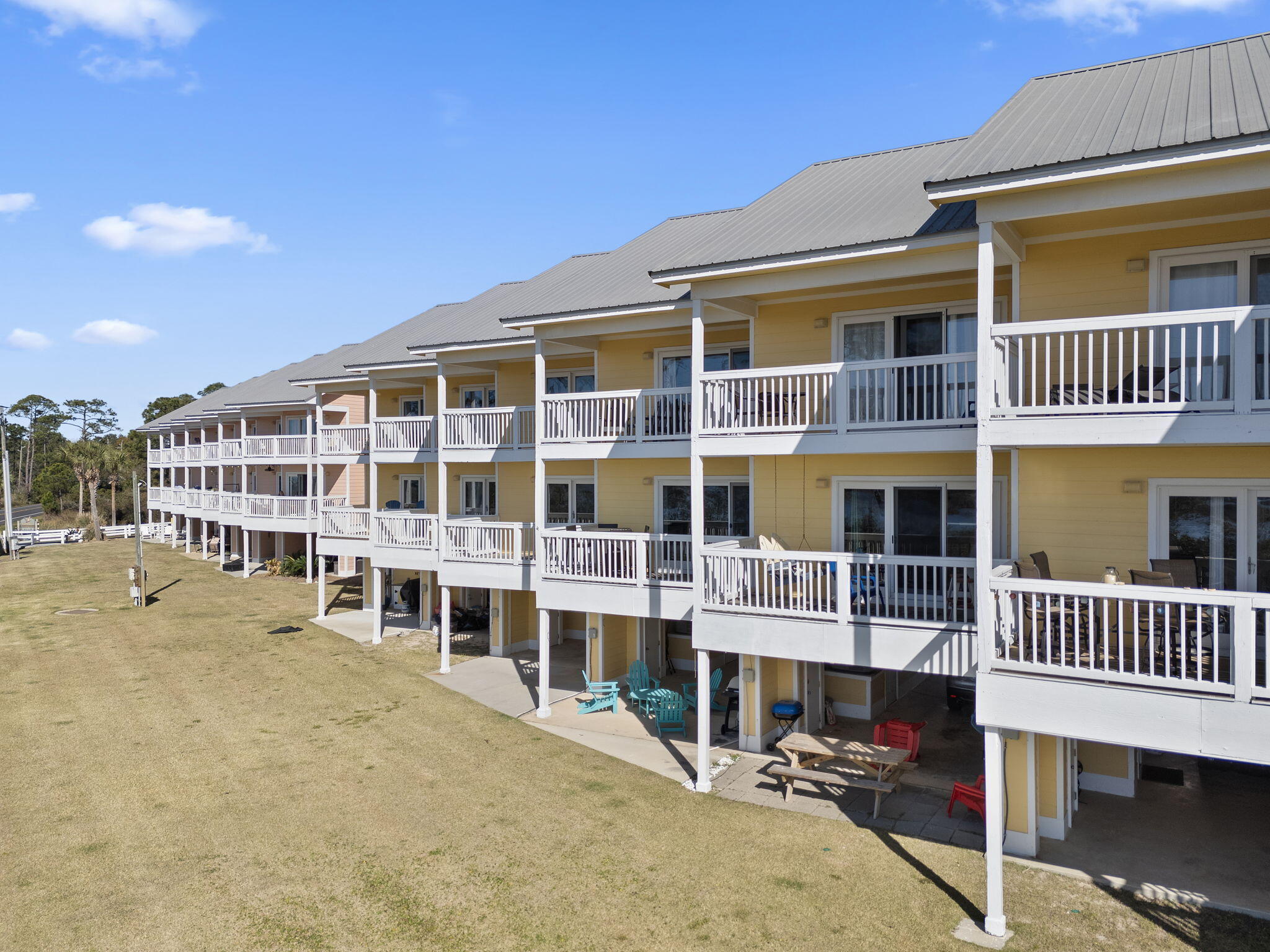 INNERARITY POINT TOWNHOMES - Residential