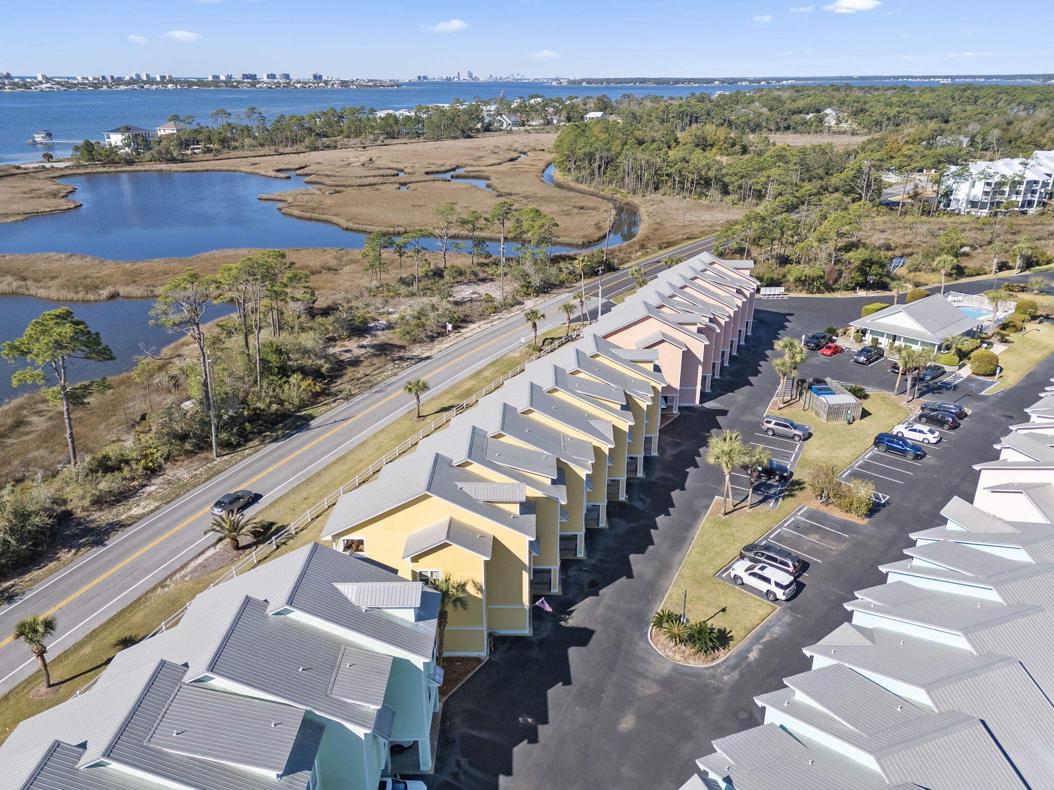 INNERARITY POINT TOWNHOMES - Residential