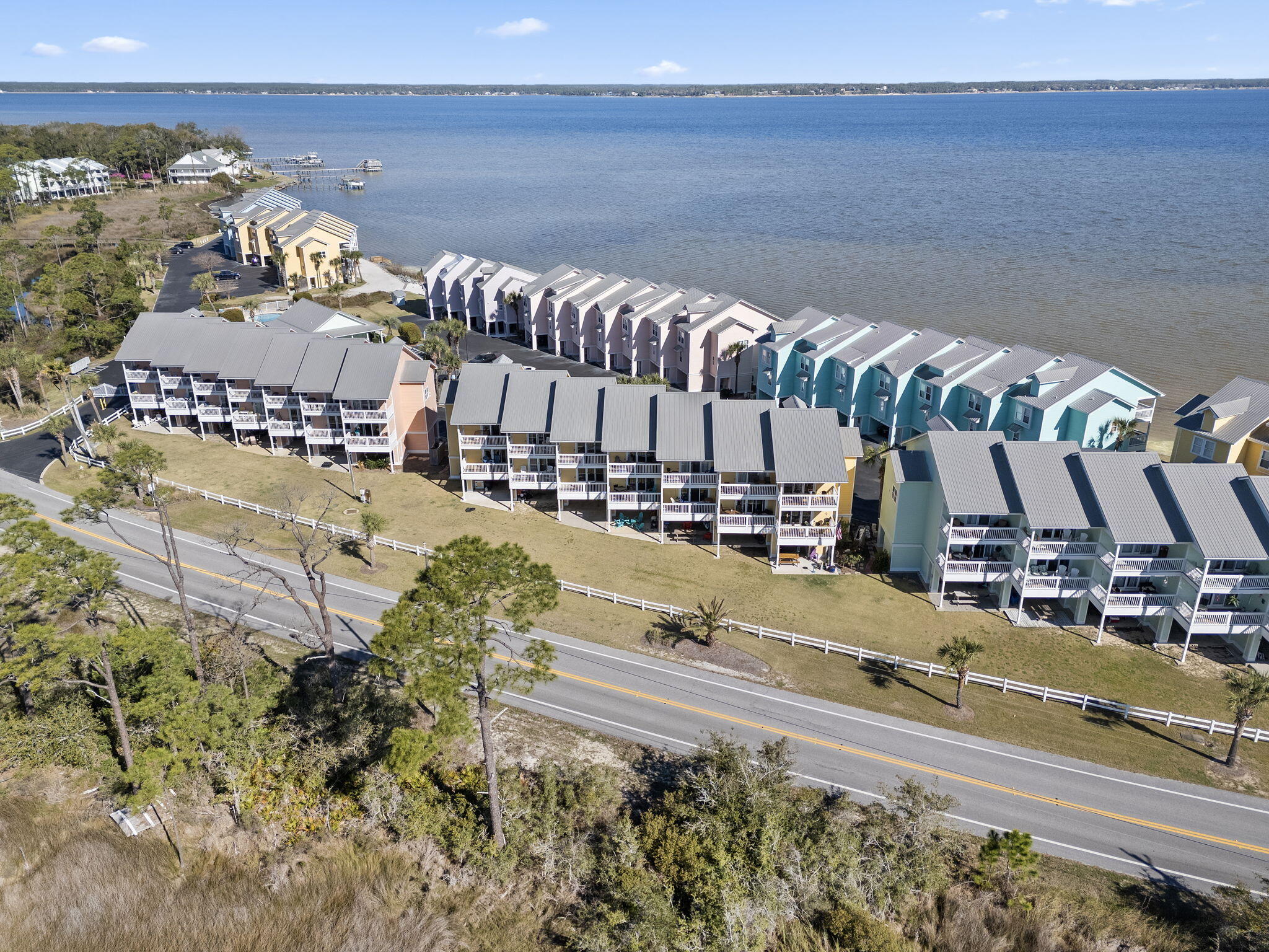 INNERARITY POINT TOWNHOMES - Residential