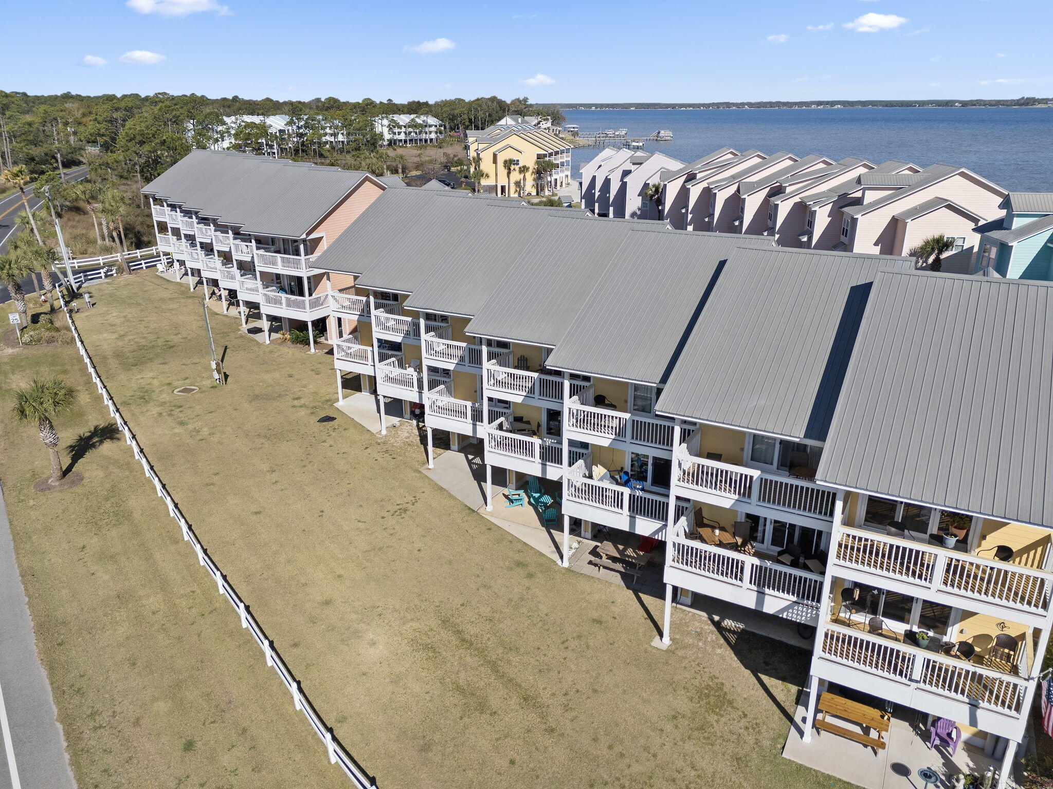 INNERARITY POINT TOWNHOMES - Residential