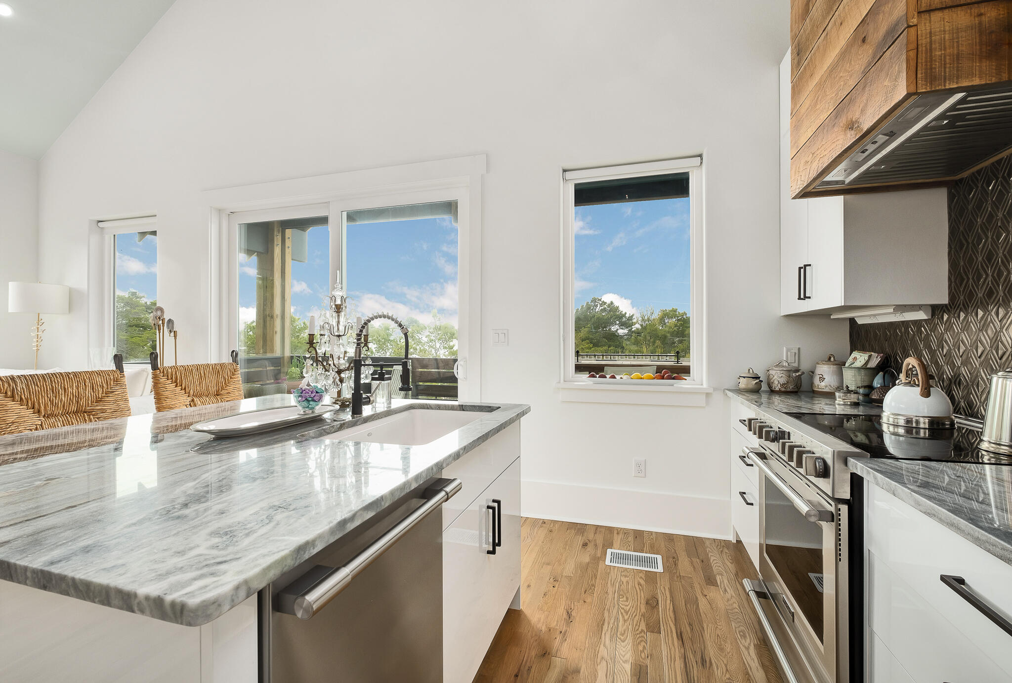 GULF HILLS ESTATES UNREC - Residential Lease