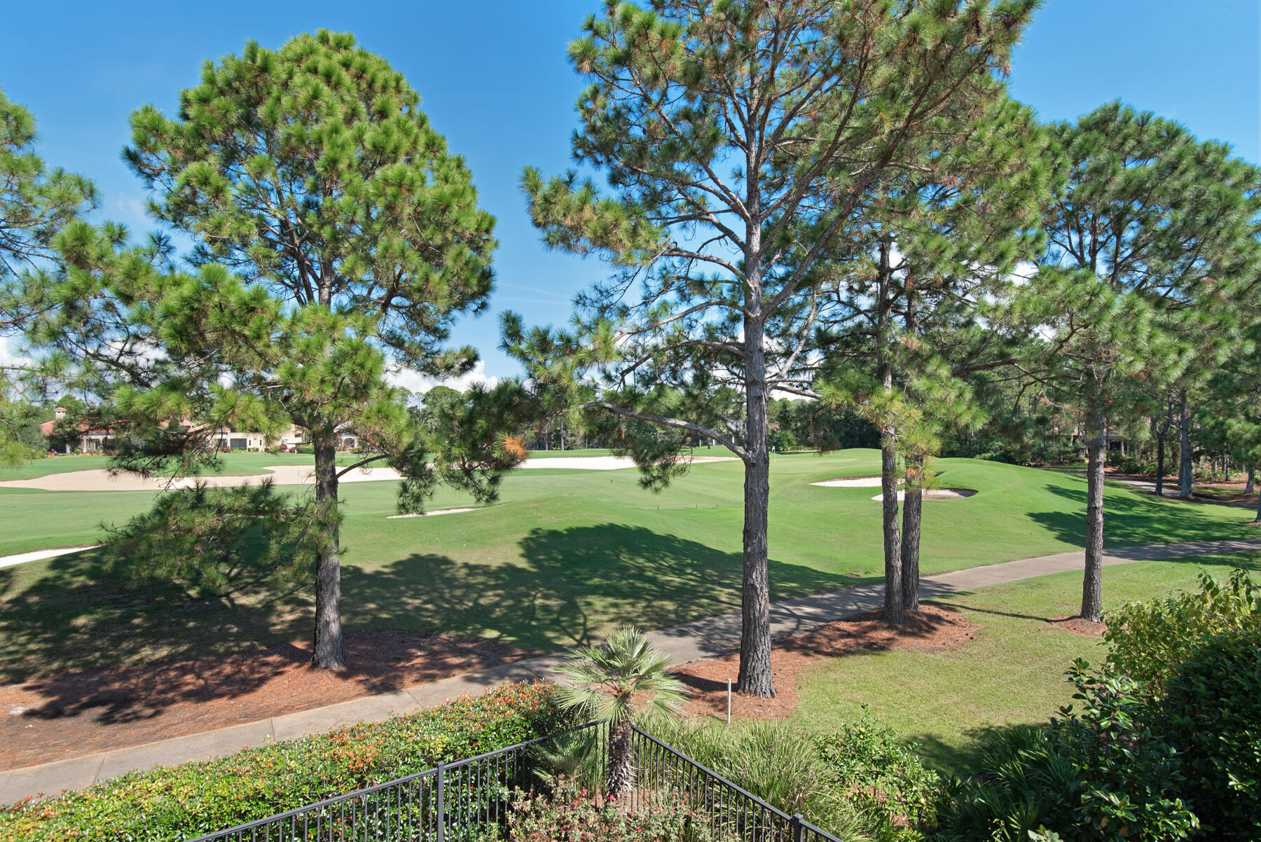 BURNT PINE - Residential