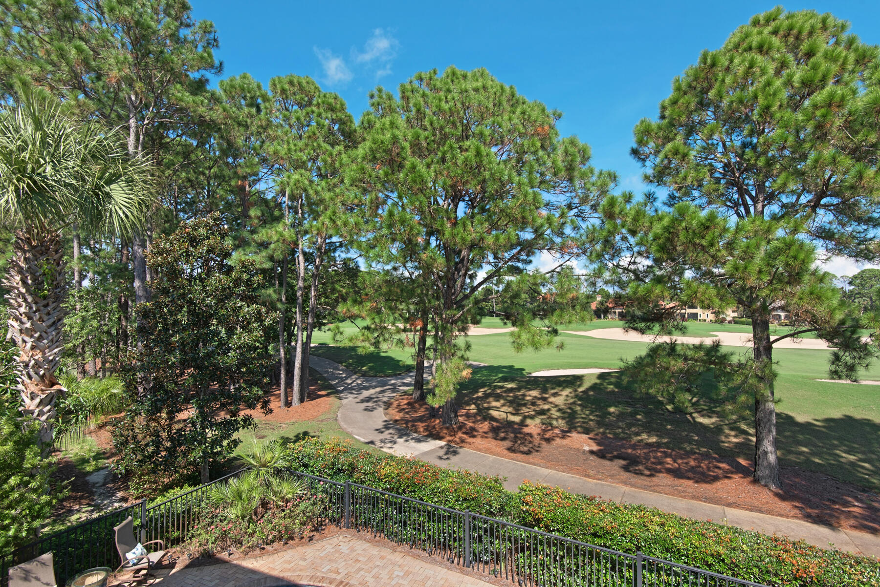 BURNT PINE - Residential