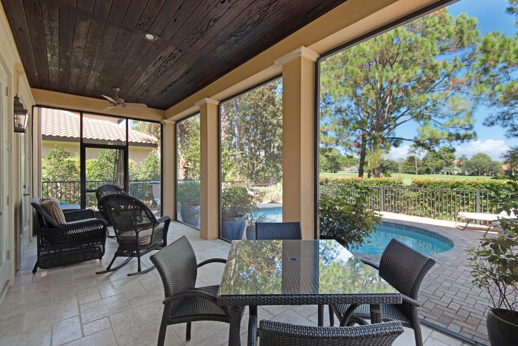 BURNT PINE - Residential