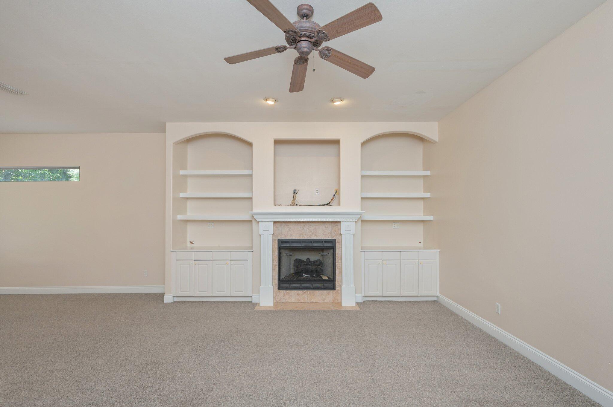 GLENWOOD CRT - Residential Lease