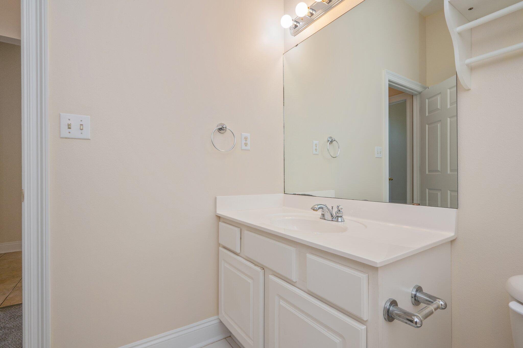 GLENWOOD CRT - Residential Lease