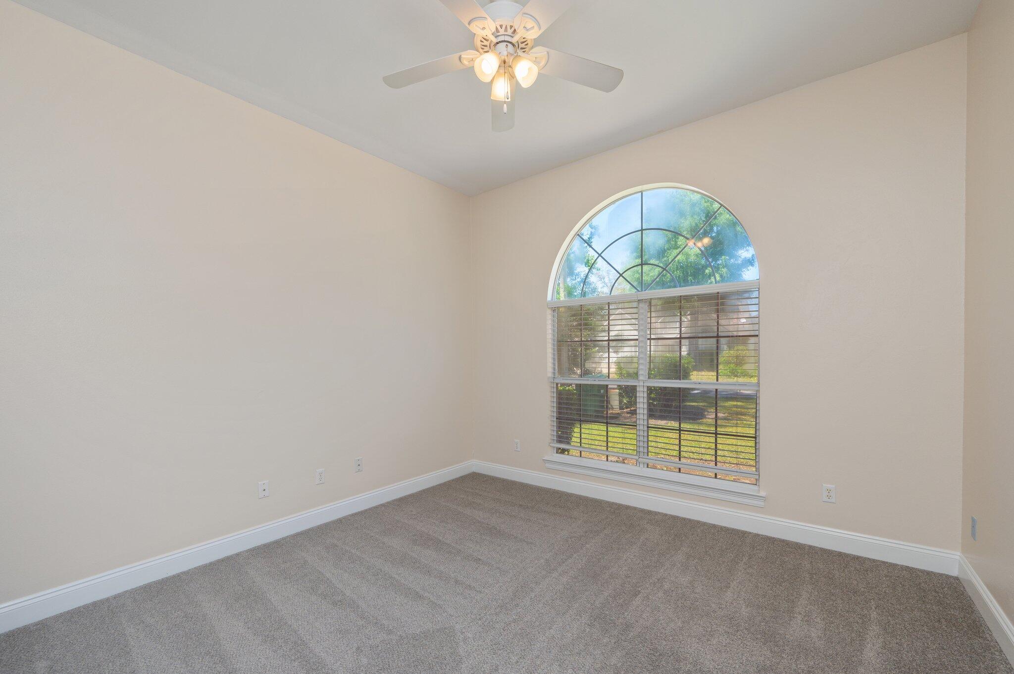 GLENWOOD CRT - Residential Lease