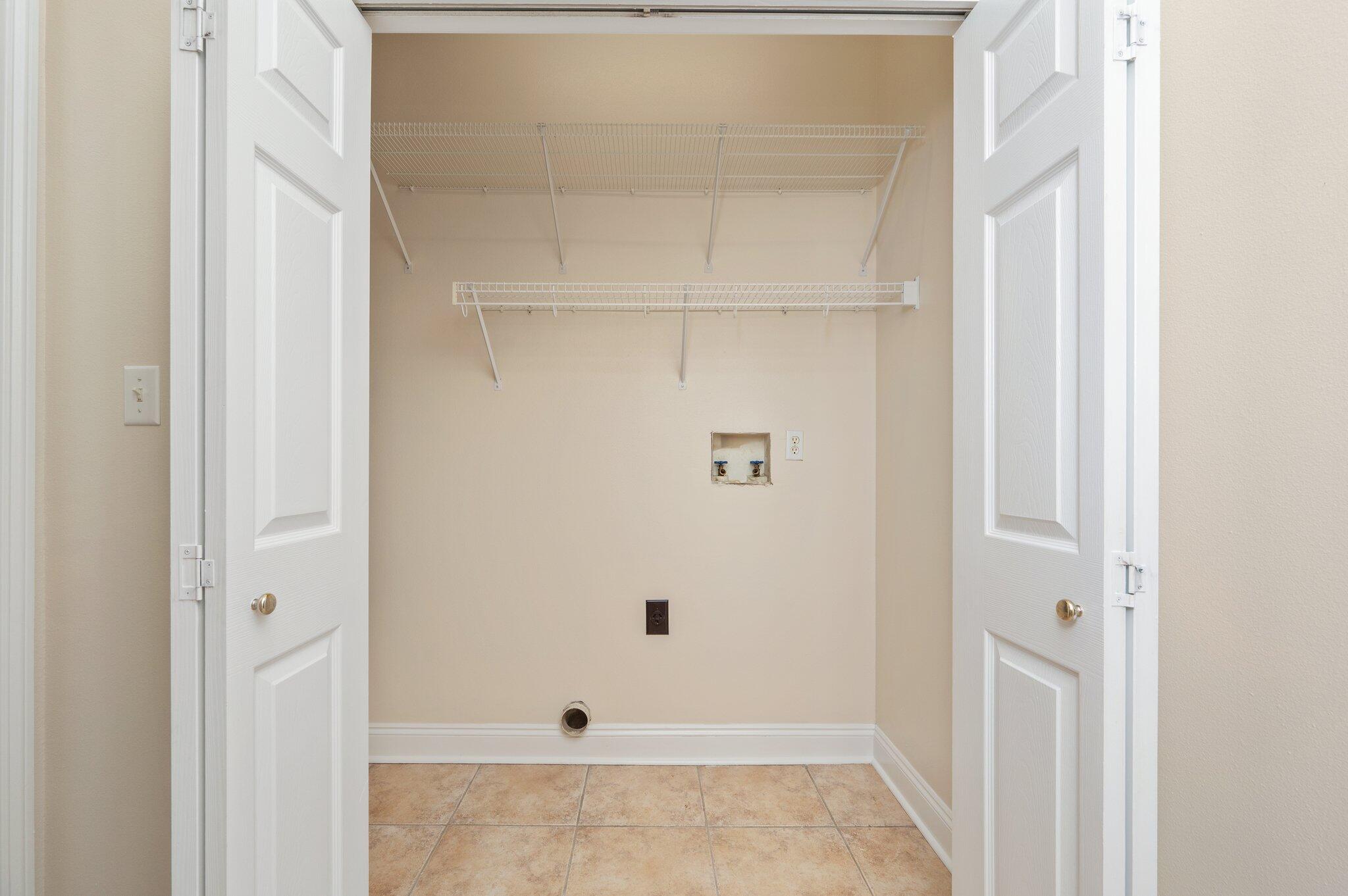 GLENWOOD CRT - Residential Lease